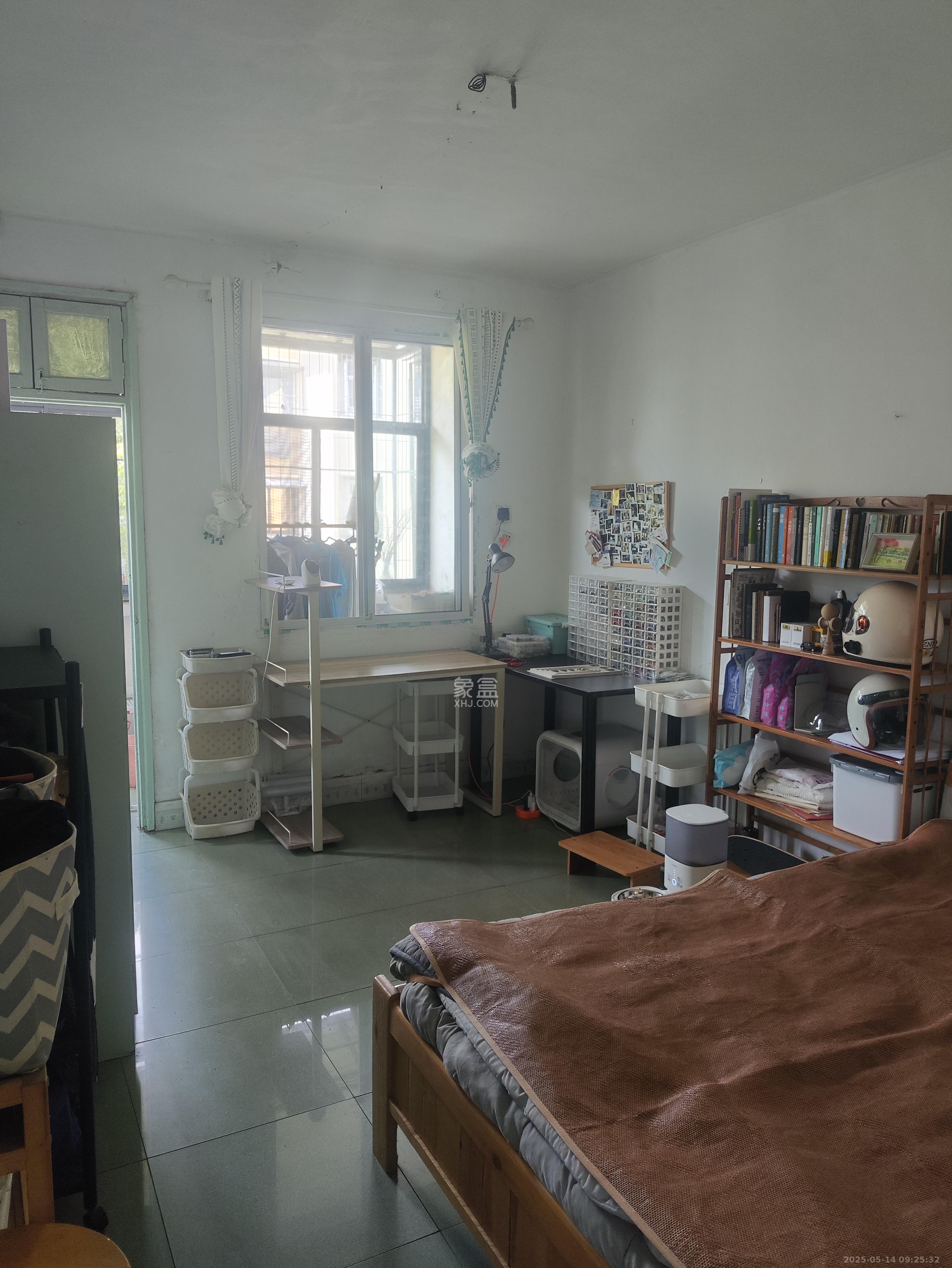 湖橡宿舍/湖橡小区  2室1厅1卫   1300.00元/月室内图