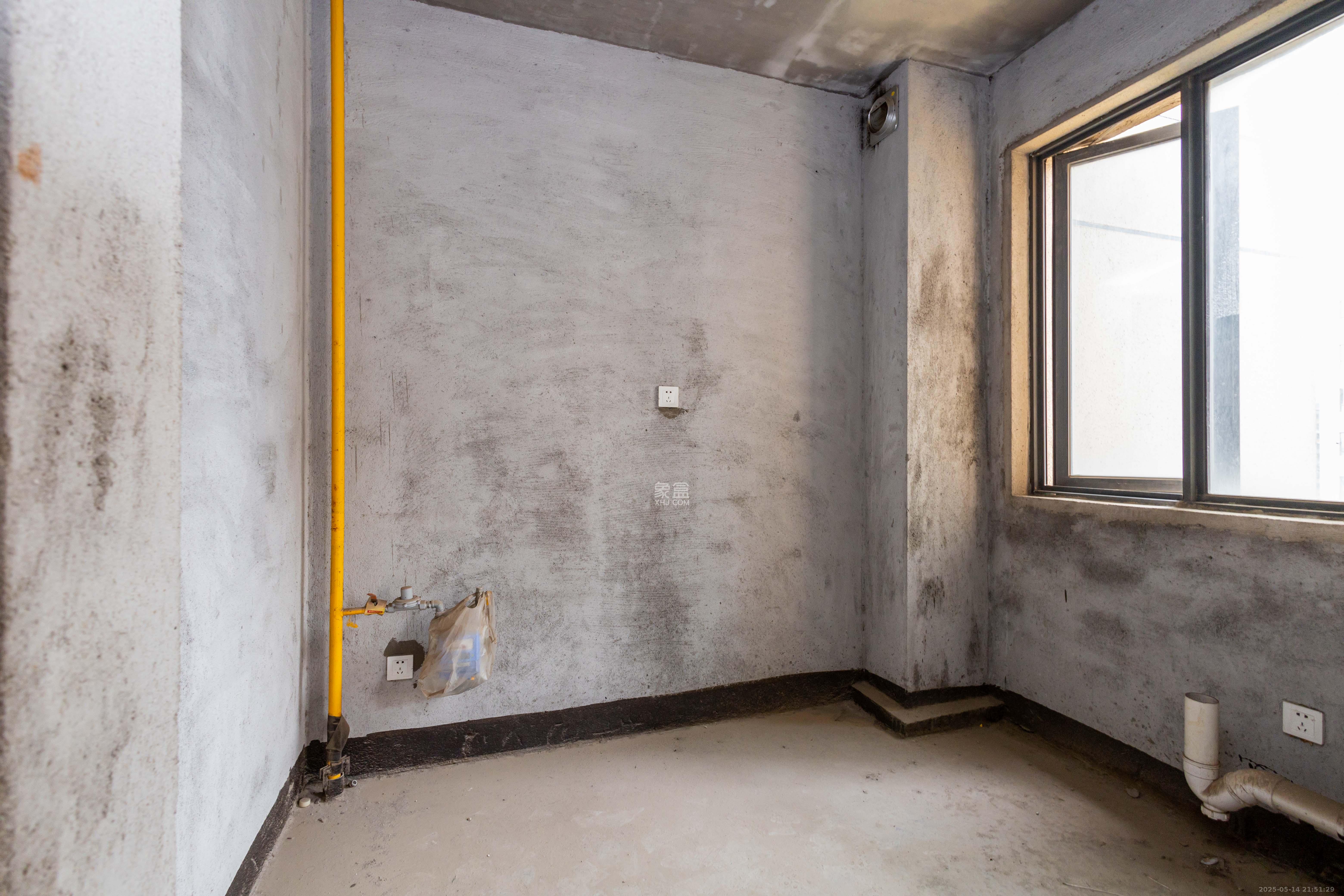 爵世名邸东湖(东湖壹号企业总部基地) 3室2厅2卫 90.8万 爵世名邸东湖(东湖壹号企业总部基地) 3室2厅2卫 90.8万厨房