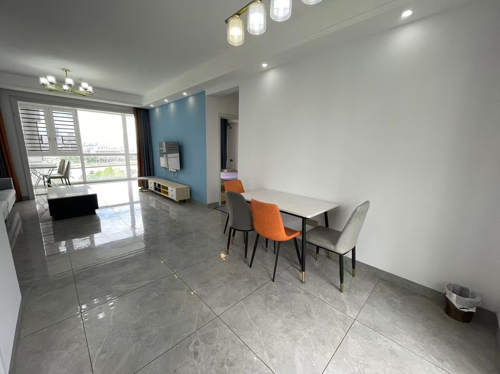 西溪里二期  3室2厅2卫    4300.0元/月 西溪里二期  3室2厅2卫    4300.0元/月室内图