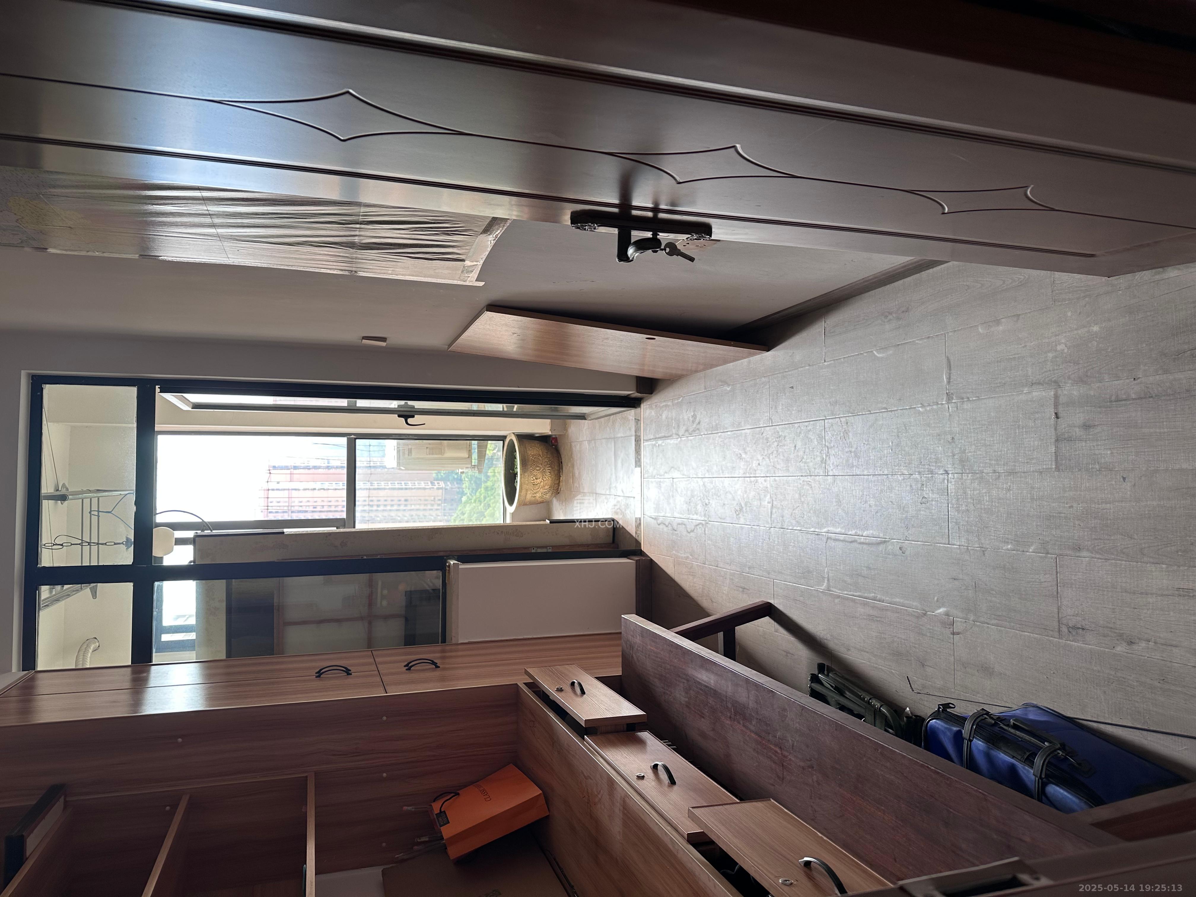 新盛珑璟台 3室2厅1卫 2000.0元/月 新盛珑璟台 3室2厅1卫 2000.0元/月室内图