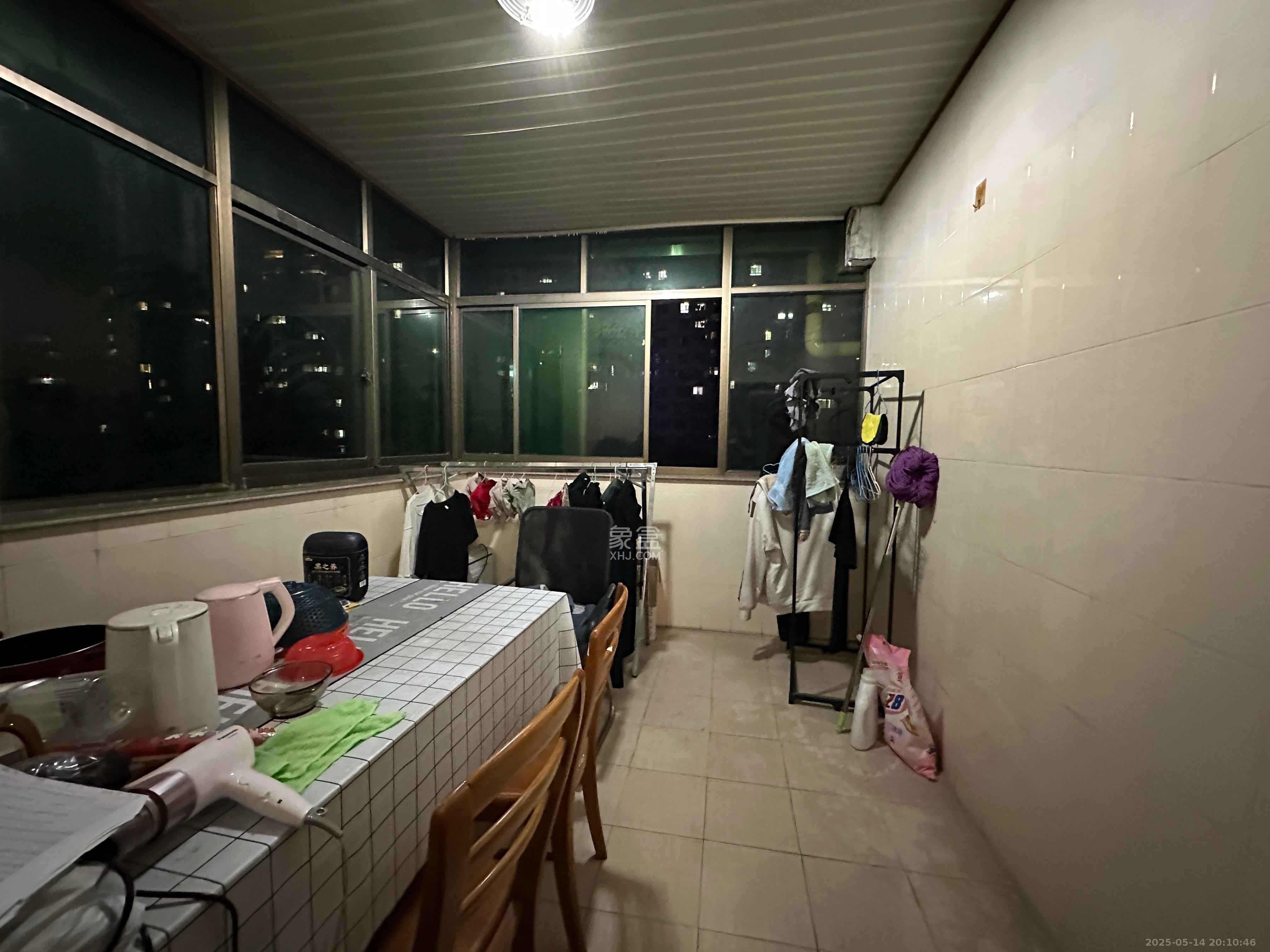 阳明山庄  1室1厅1卫   700.00元/月室内图