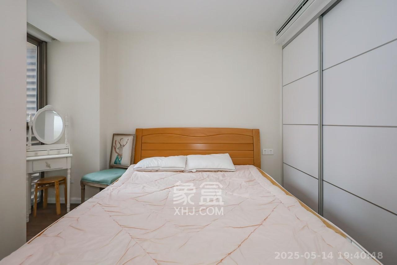 世茂铂翠湾一期  3室2厅1卫   3200.00元/月室内图