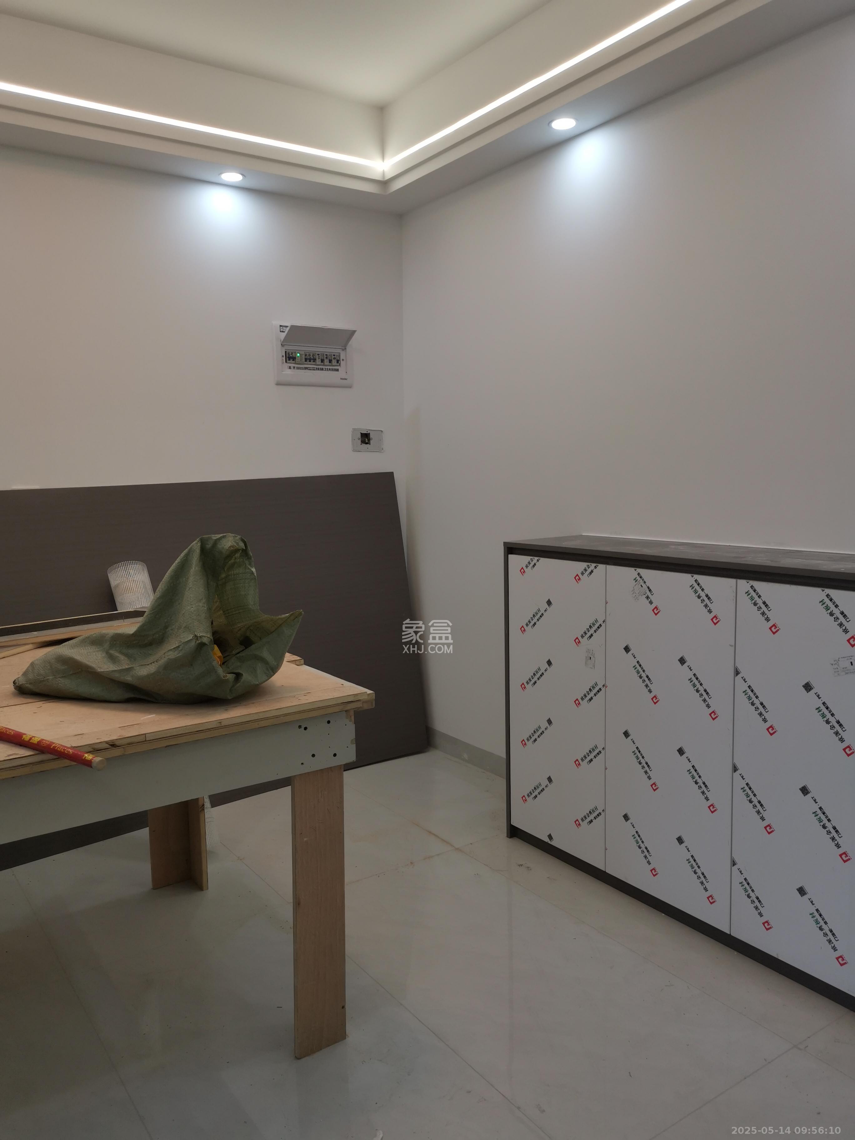 中海珑悦府 2室1厅1卫 2000.0元/月 中海珑悦府 2室1厅1卫 2000.0元/月室内图