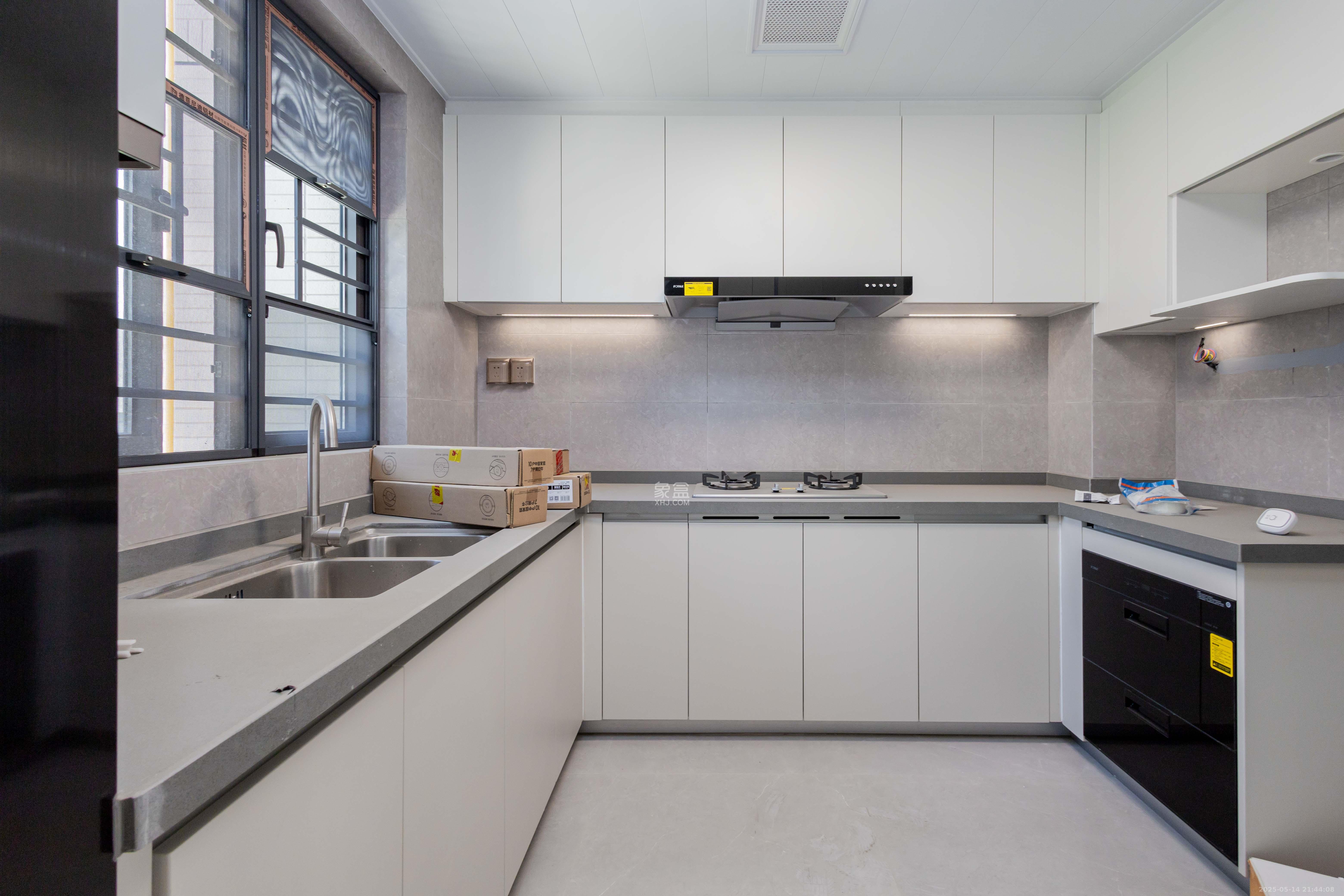 时代印记(长沙时代印记花园)  4室2厅2卫    260.0万 时代印记(长沙时代印记花园)  4室2厅2卫    260.0万厨房