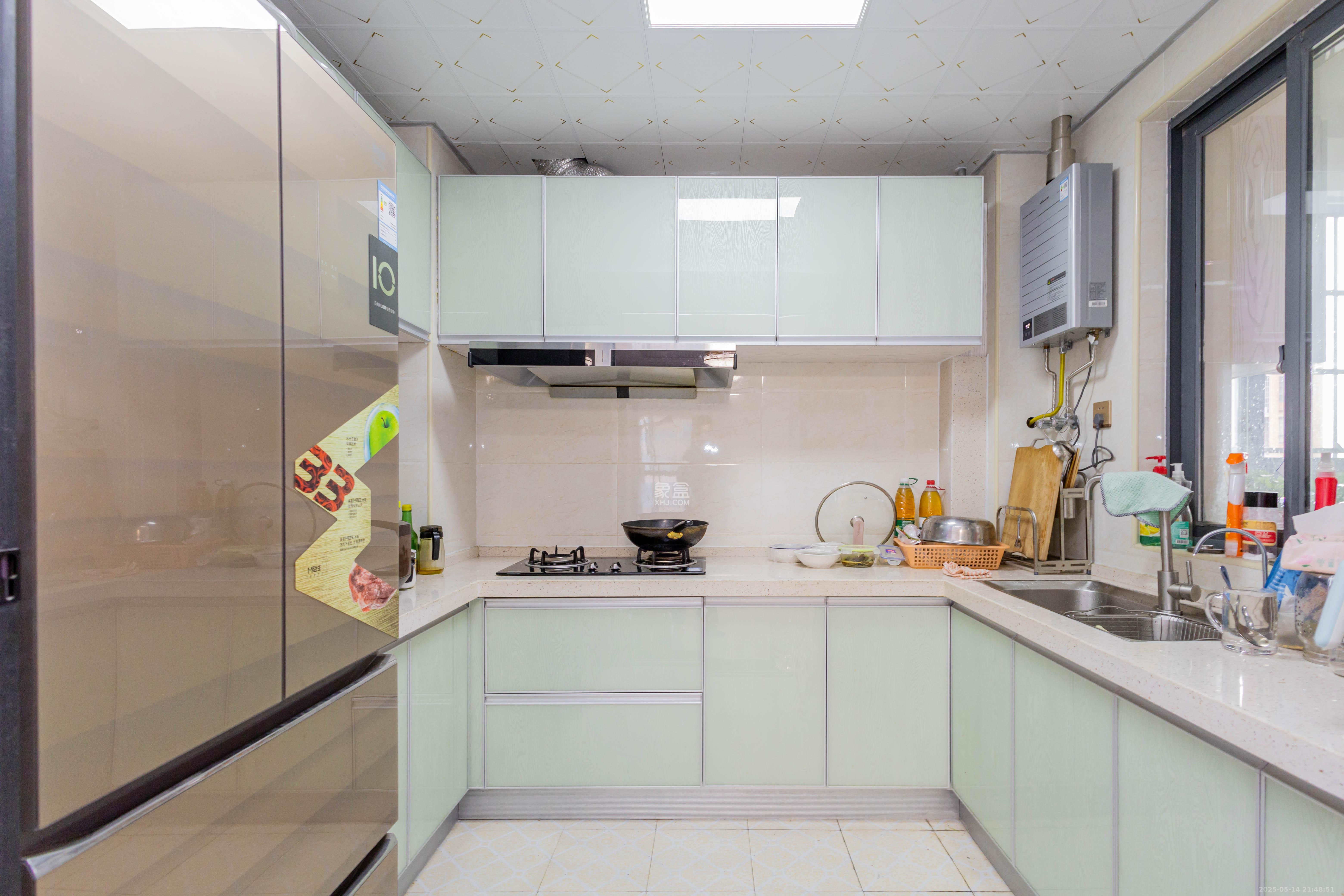 海德公园 4室2厅2卫 79.8万 海德公园 4室2厅2卫 79.8万厨房