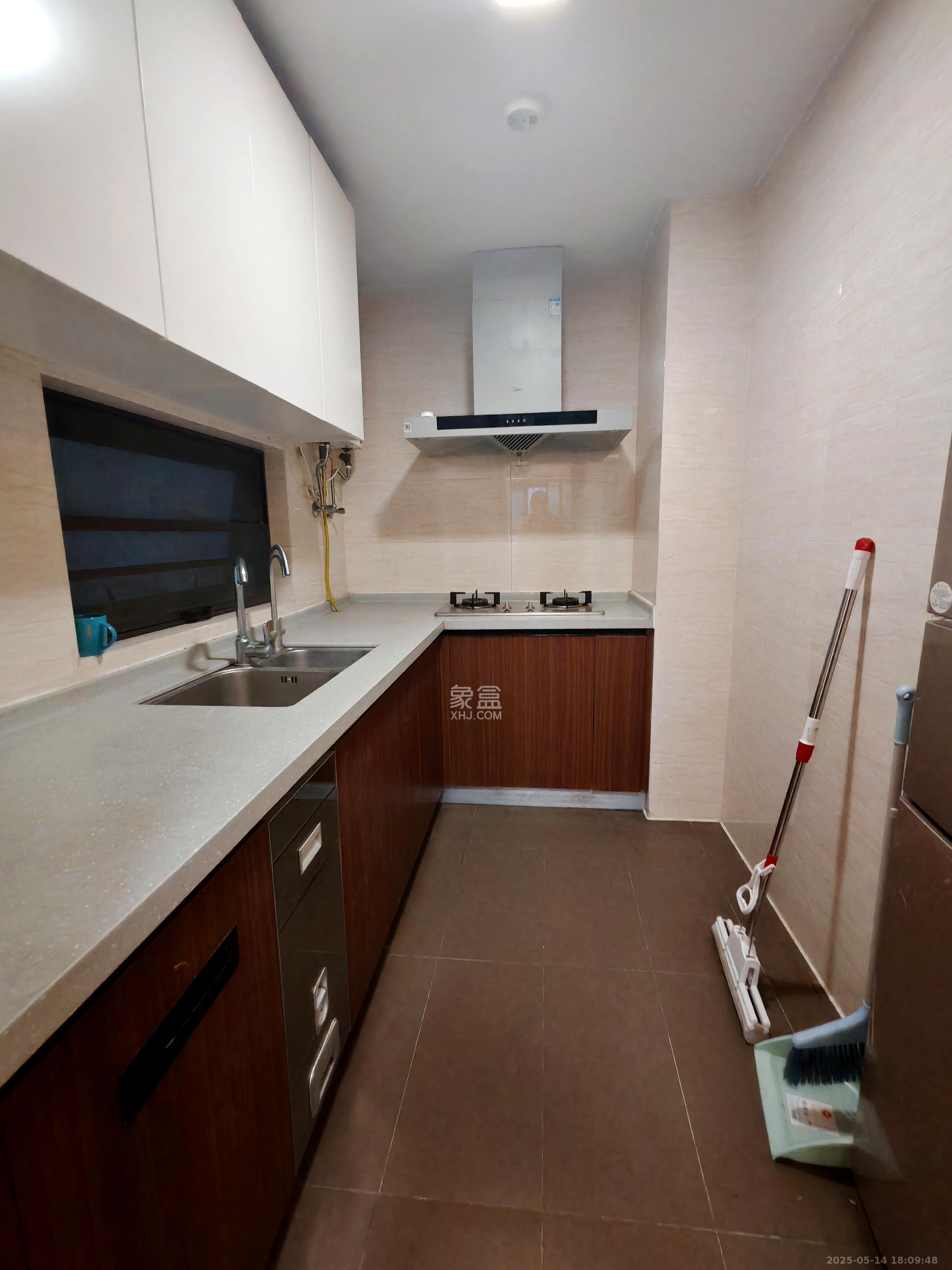 万科里金域国际  3室2厅2卫    3700.0元/月室内图