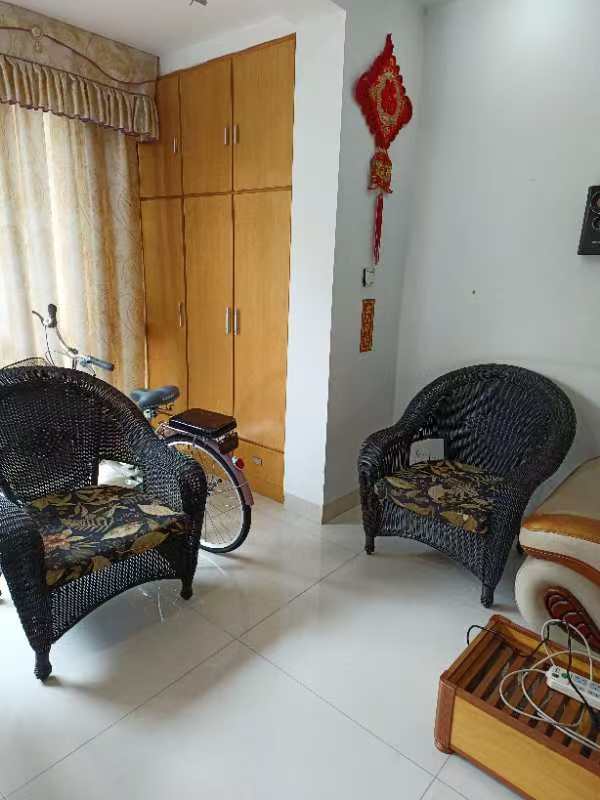 长湖小区 3室2厅1卫 1200.0元/月 长湖小区 3室2厅1卫 1200.0元/月室内图