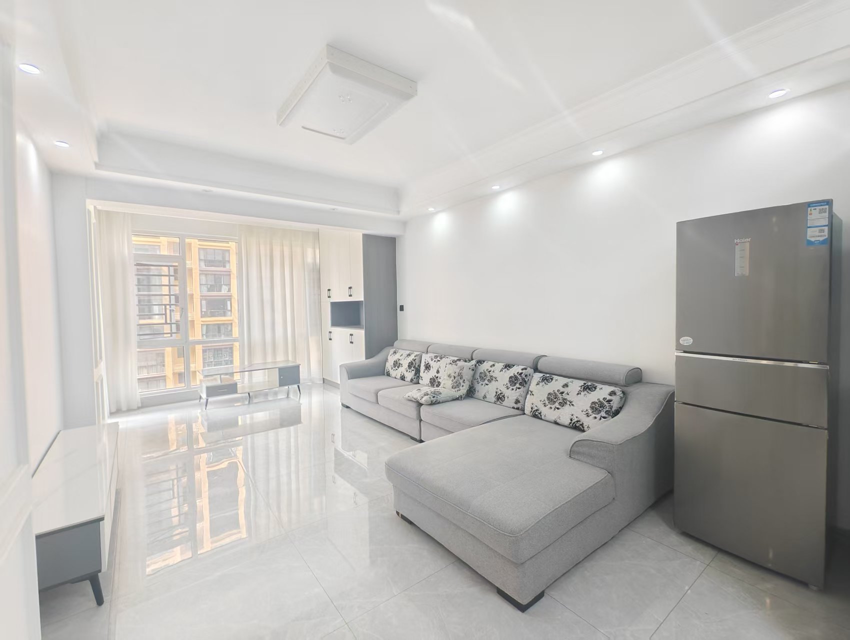 珠江帝景山庄 3室0厅0卫 1800.0元/月 珠江帝景山庄 3室0厅0卫 1800.0元/月室内图