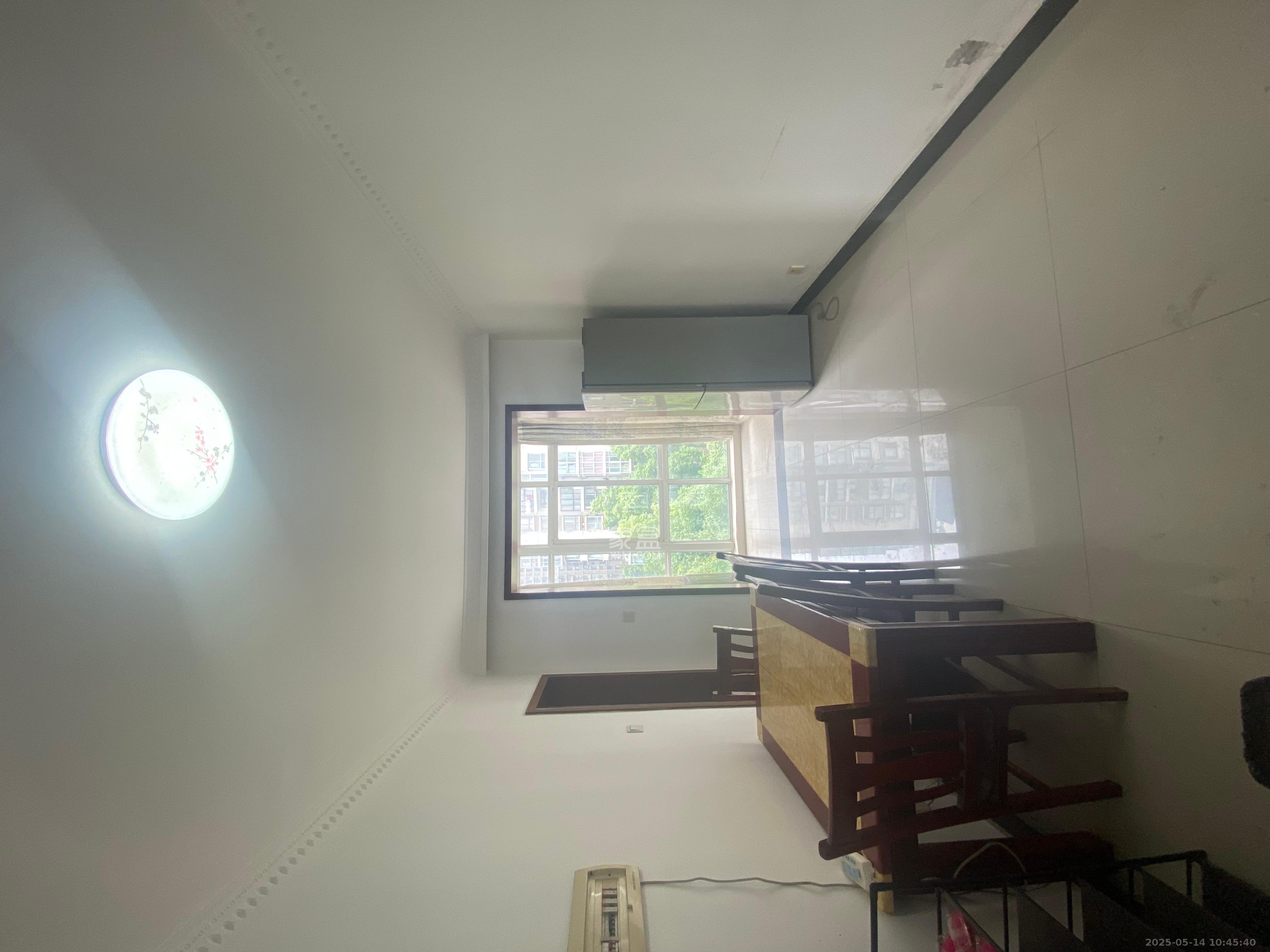 山语城一期 3室2厅2卫 1800.0元/月 山语城一期 3室2厅2卫 1800.0元/月室内图