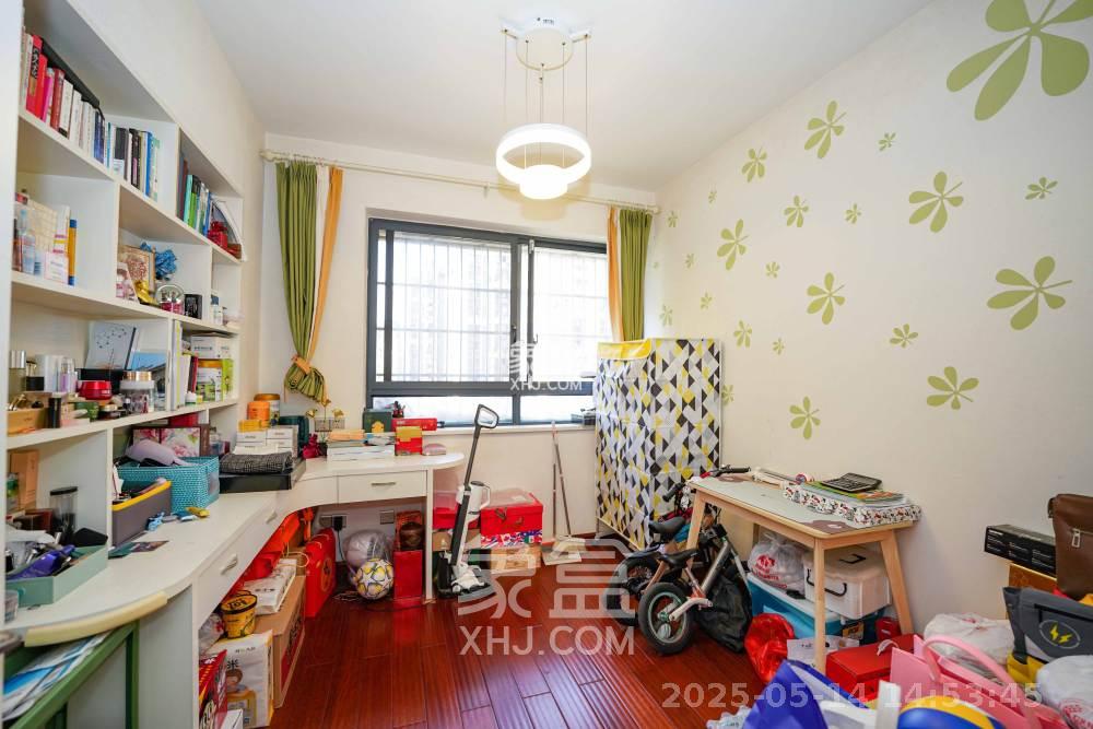 五矿紫湖香醍  4室2厅2卫    2400.0元/月室内图