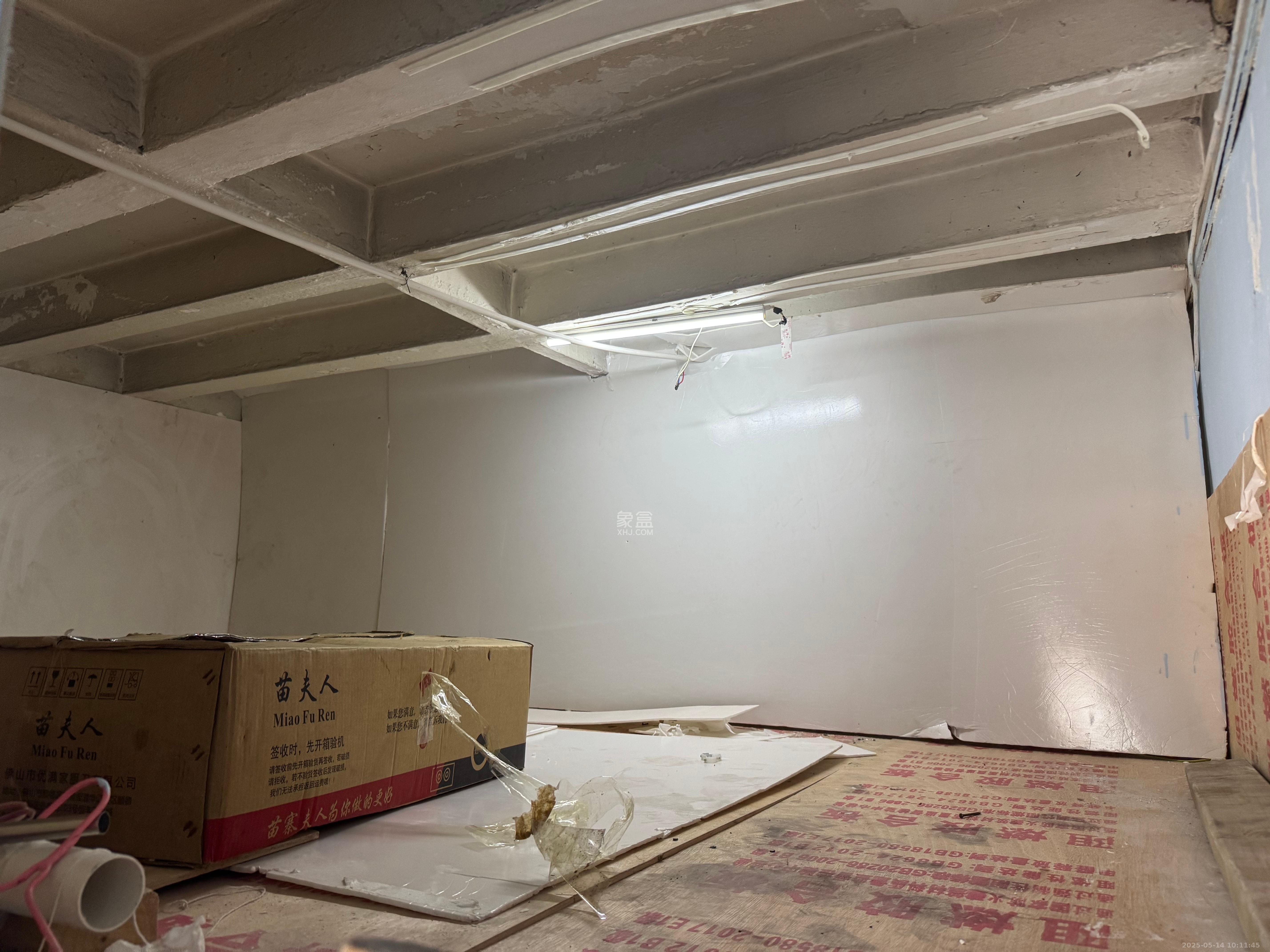 曙光小区 1室1厅1卫 1000.0元/月 曙光小区 1室1厅1卫 1000.0元/月室内图