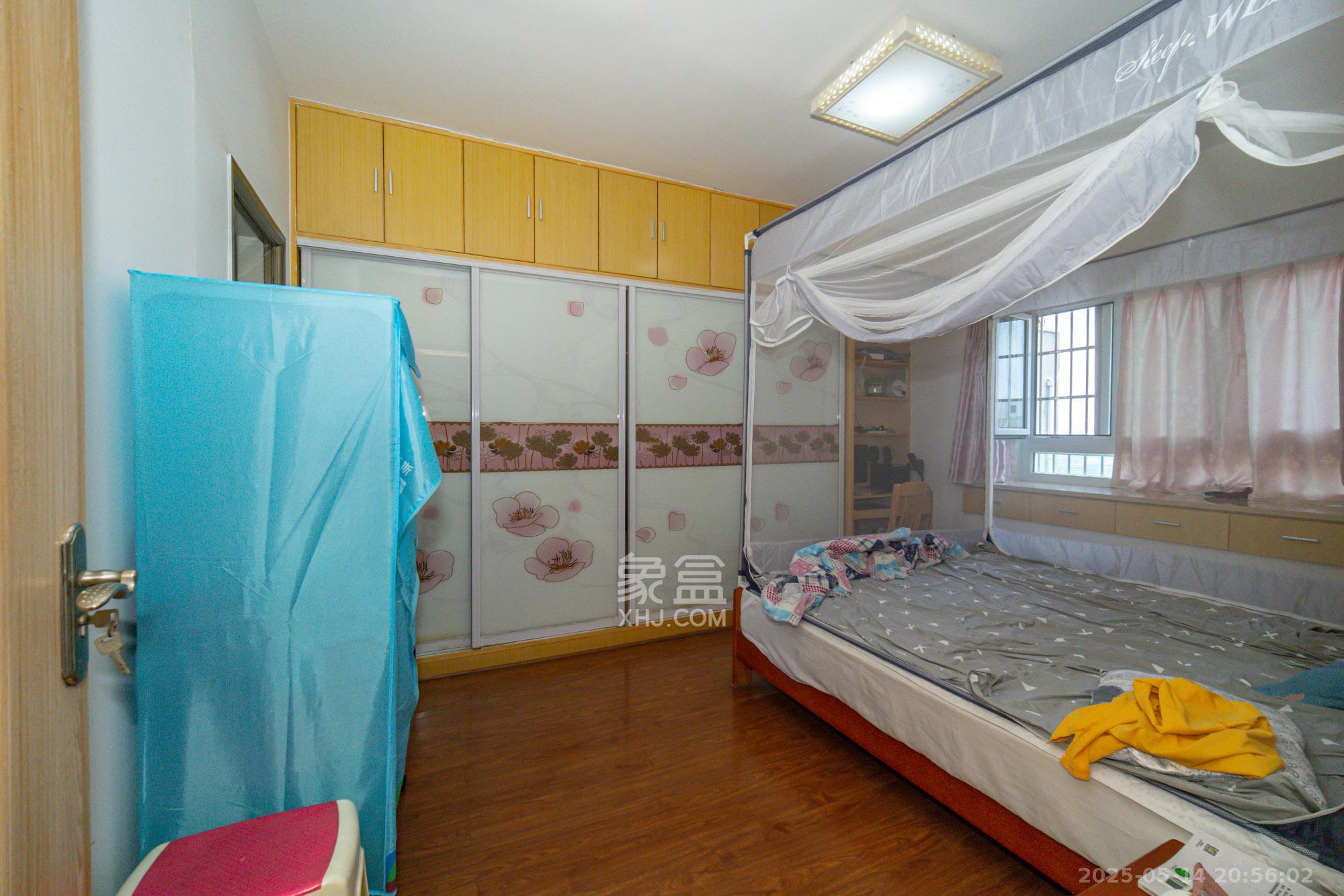 时代星城 3室2厅2卫 65.8万 时代星城 3室2厅2卫 65.8万卧室