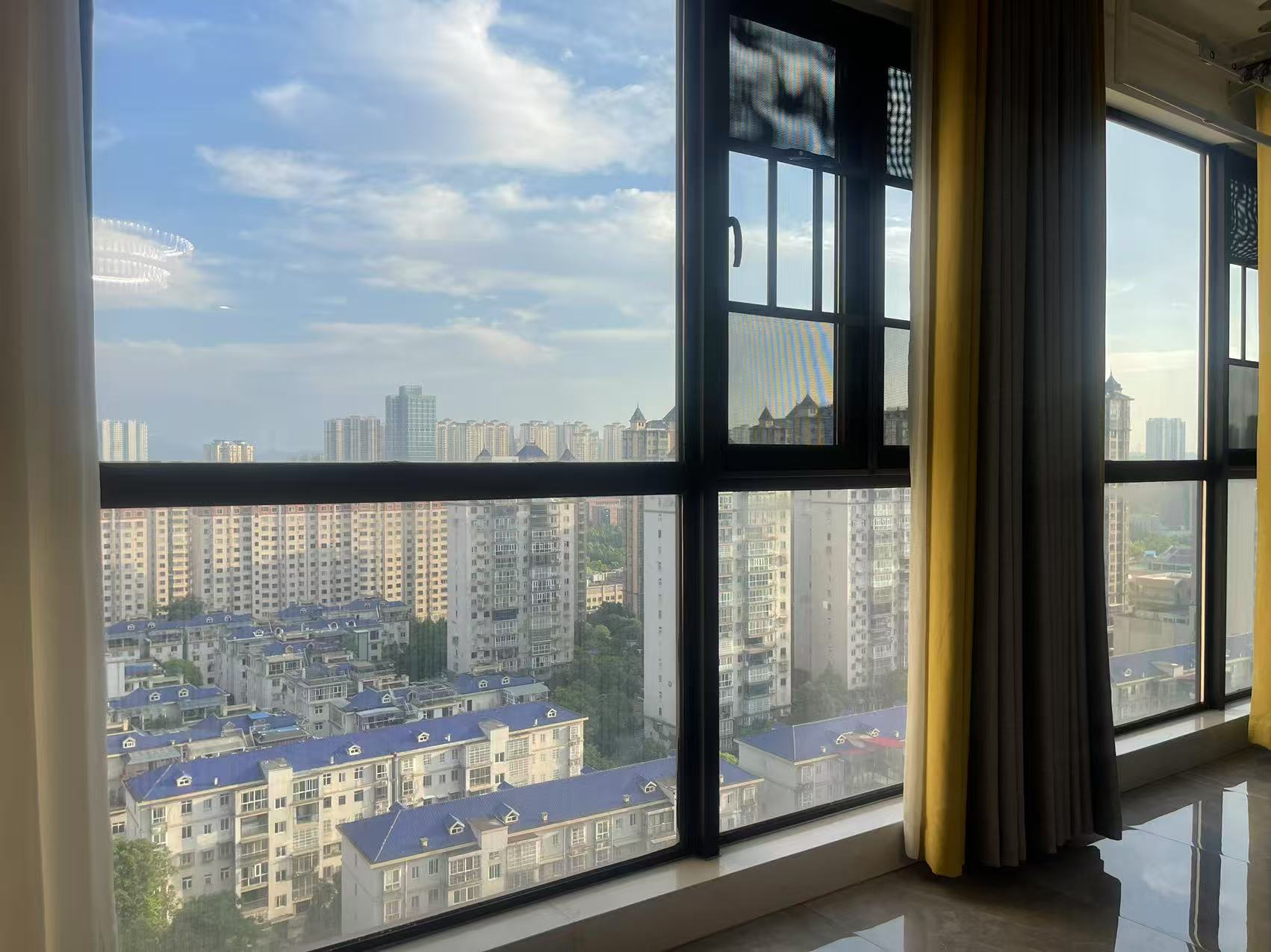 金科集美东方 3室2厅2卫 2200.0元/月 金科集美东方 3室2厅2卫 2200.0元/月室内图