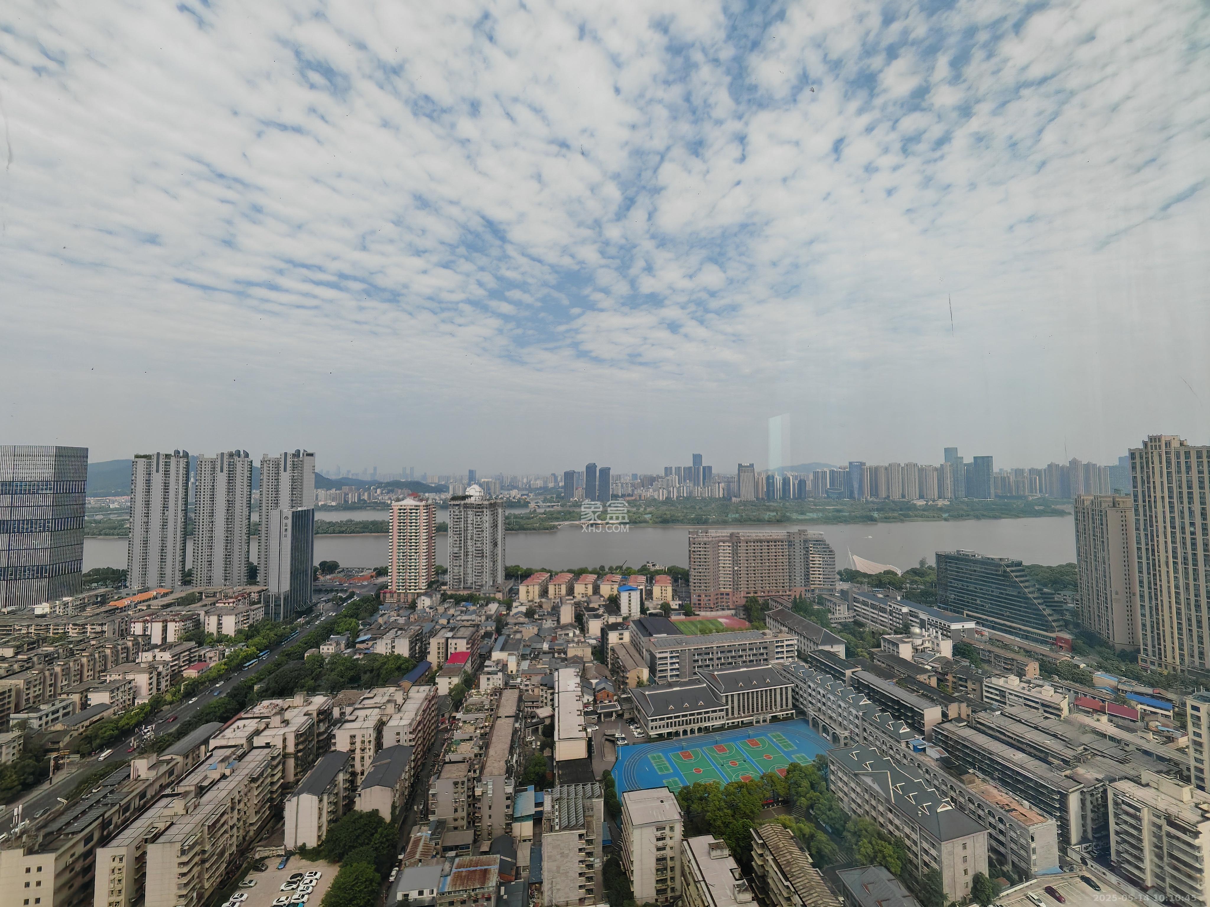 华润置地中心  1室0厅0卫   2700.00元/月室内图