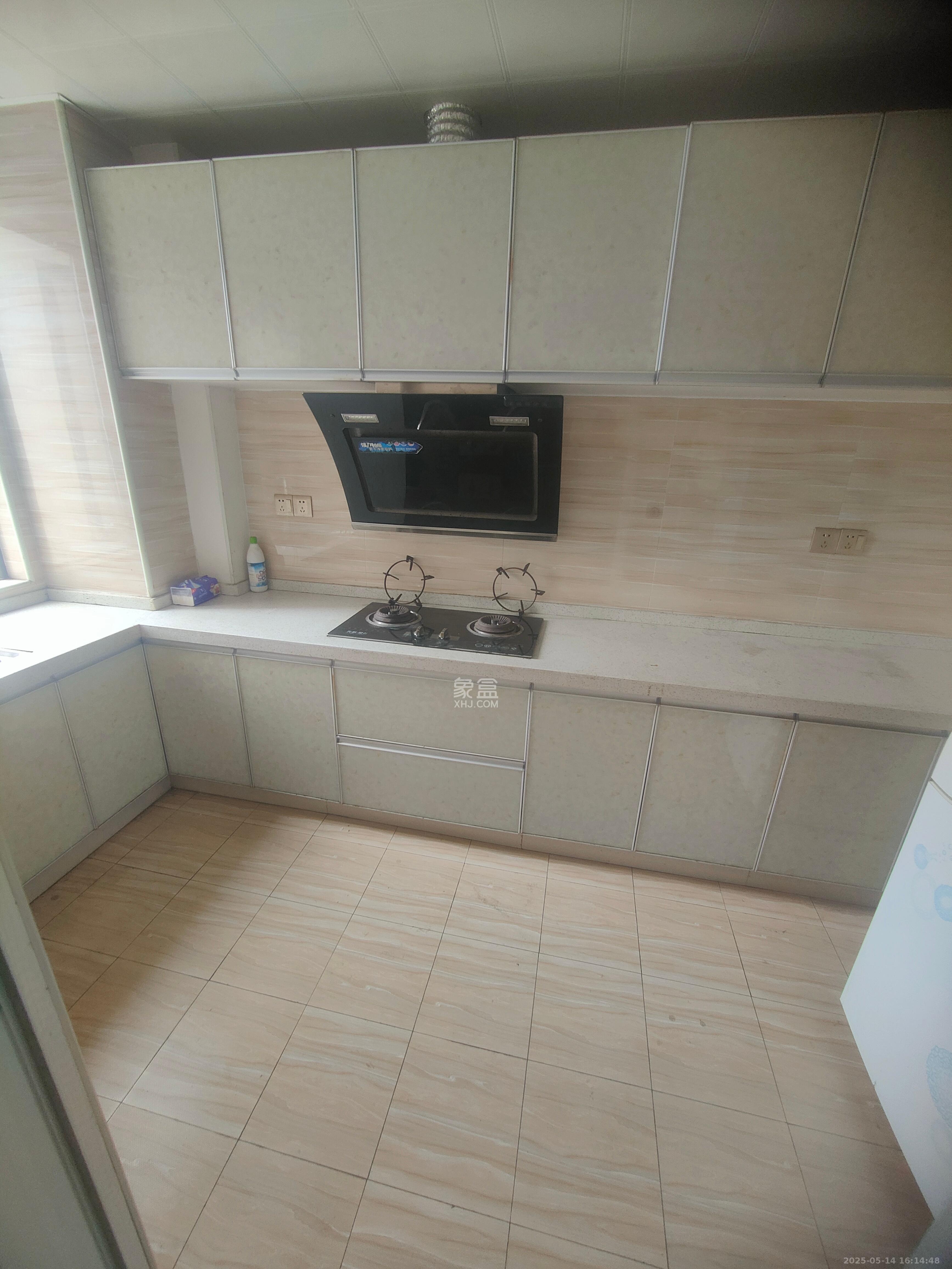 蓝山郡  3室2厅1卫    2600.0元/月室内图