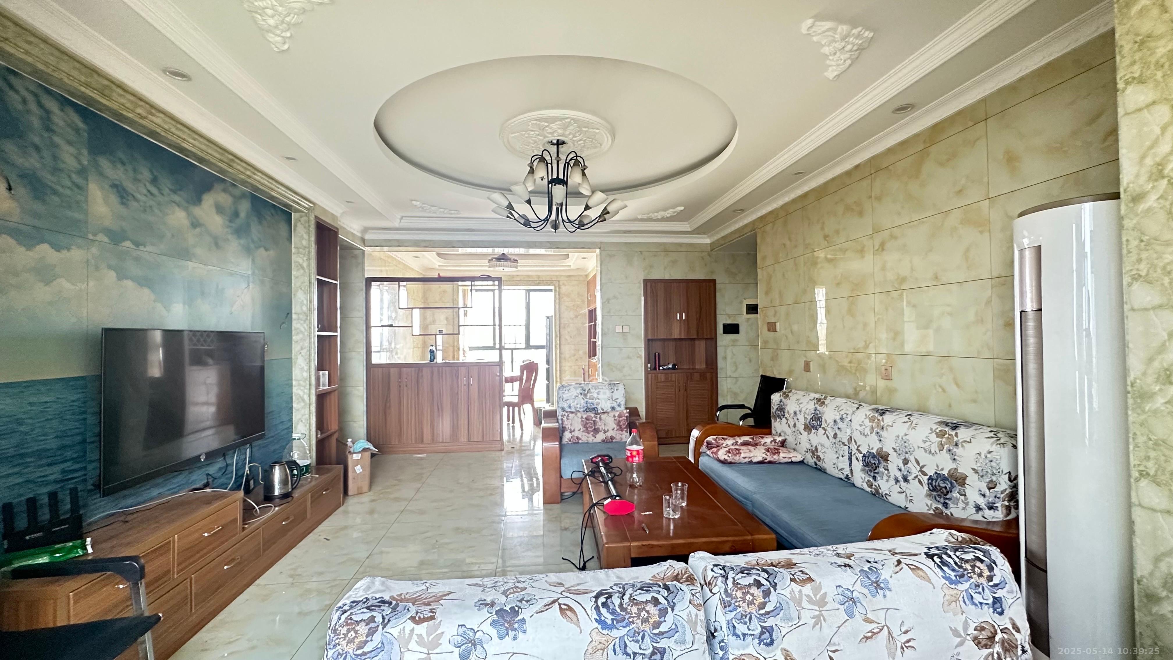 辉煌国际城二期 4室2厅1卫 3800.0元/月 辉煌国际城二期 4室2厅1卫 3800.0元/月室内图