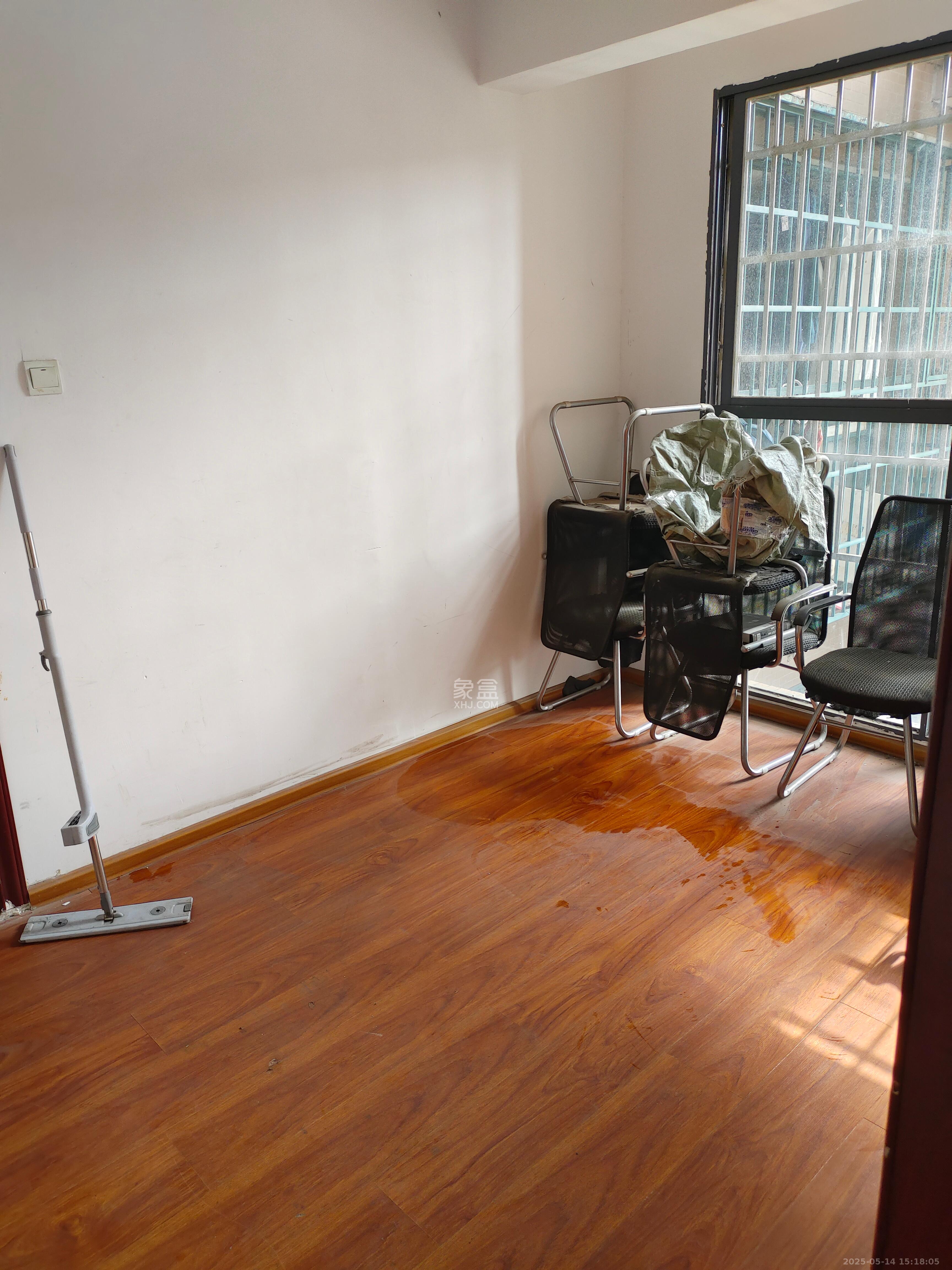 才子佳郡 3室2厅1卫 1500.0元/月 才子佳郡 3室2厅1卫 1500.0元/月室内图