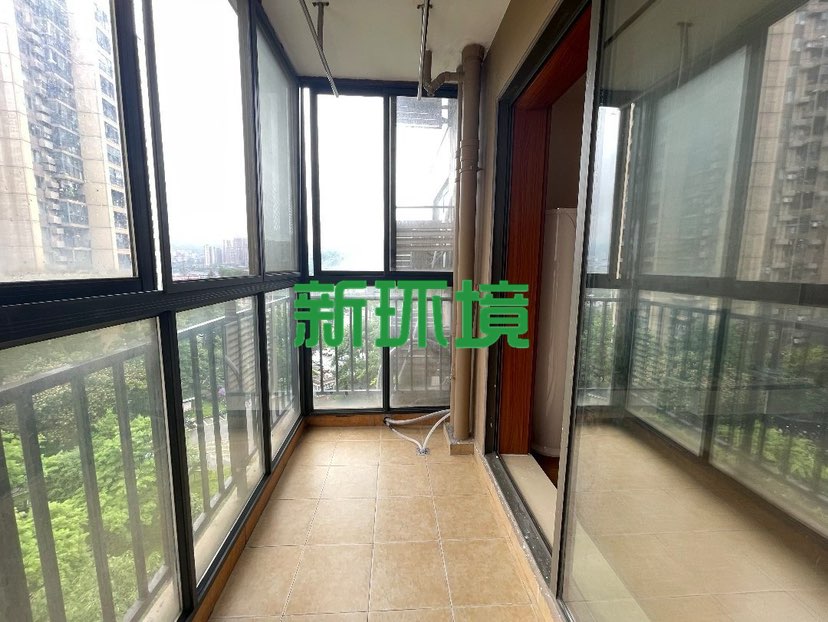 蓝色港湾  2室1厅1卫   1600.00元/月室内图