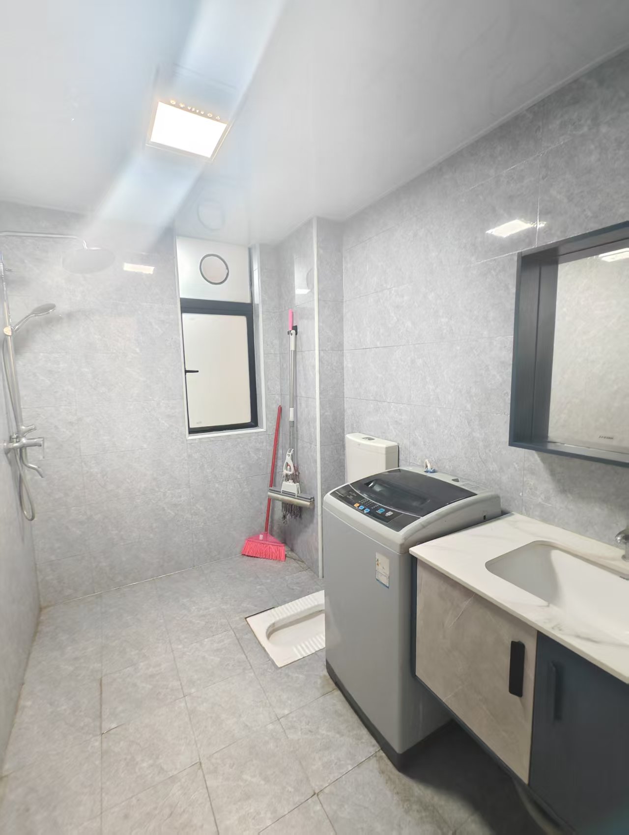 珠江帝景山庄 3室0厅0卫 1800.0元/月 珠江帝景山庄 3室0厅0卫 1800.0元/月室内图