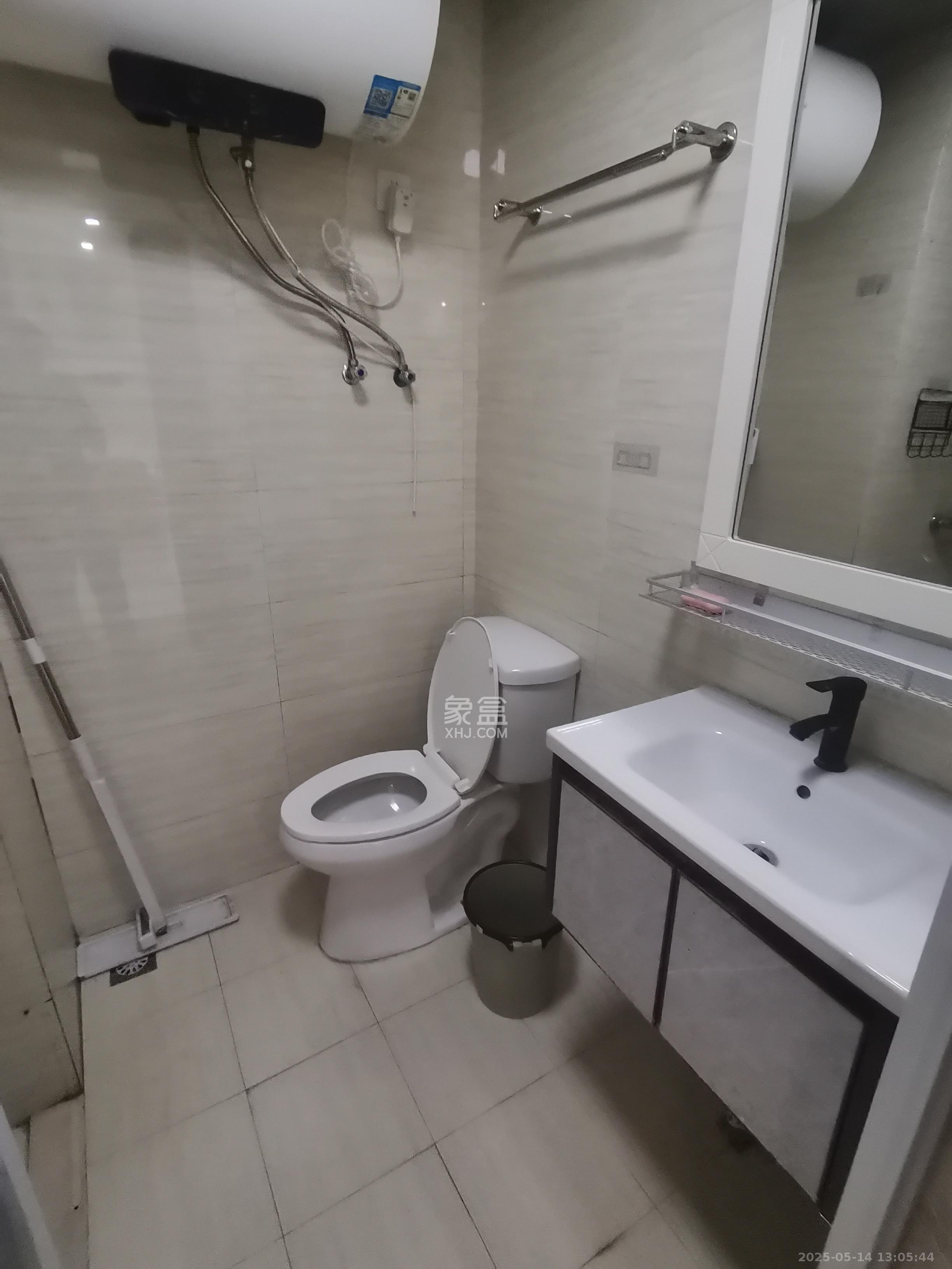 中建木莲工社  1室1厅1卫    1580.0元/月室内图