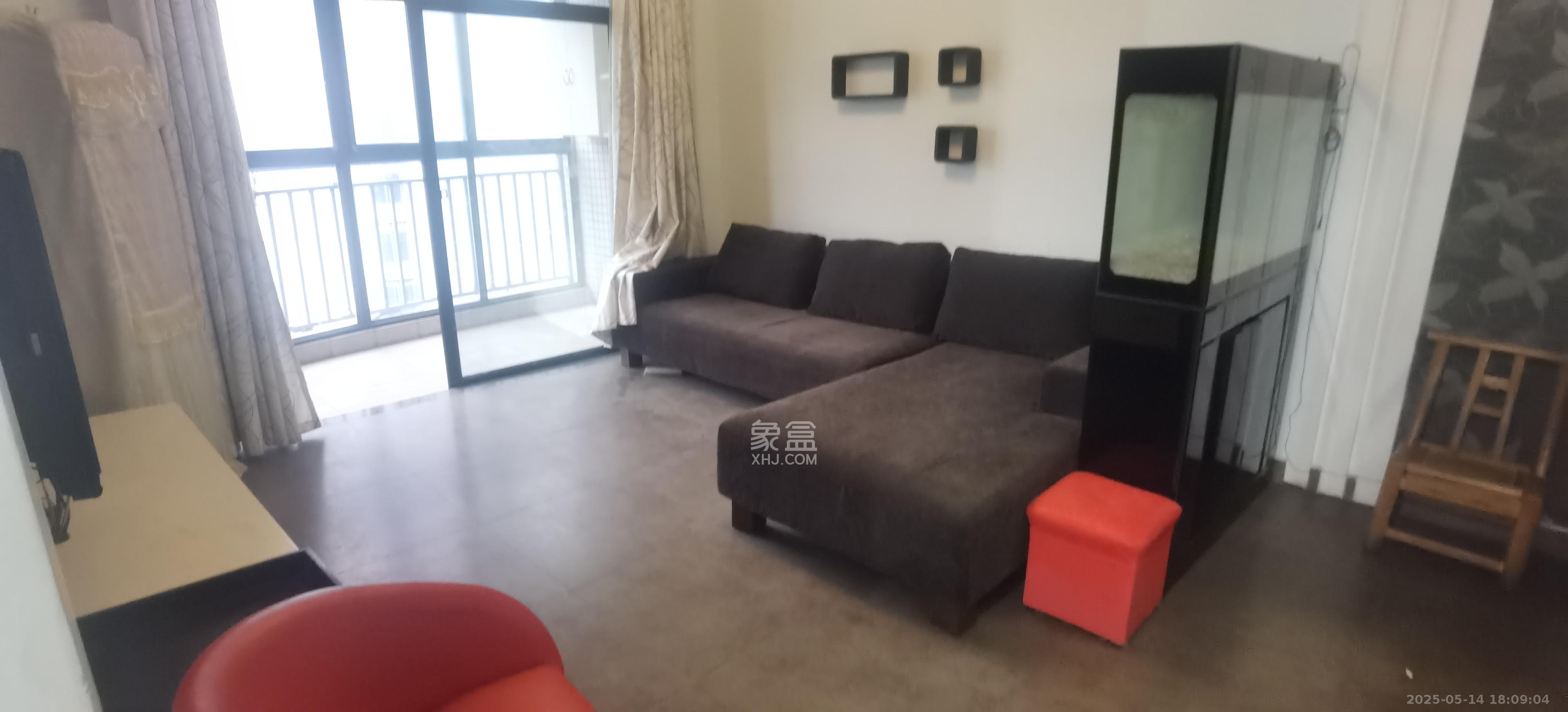 金麓国际 3室2厅1卫 2250.0元/月 金麓国际 3室2厅1卫 2250.0元/月室内图