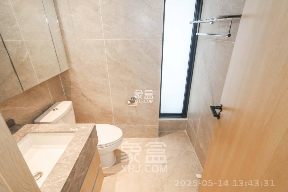 正荣梅溪紫阙台  5室2厅3卫   9500.00元/月室内图