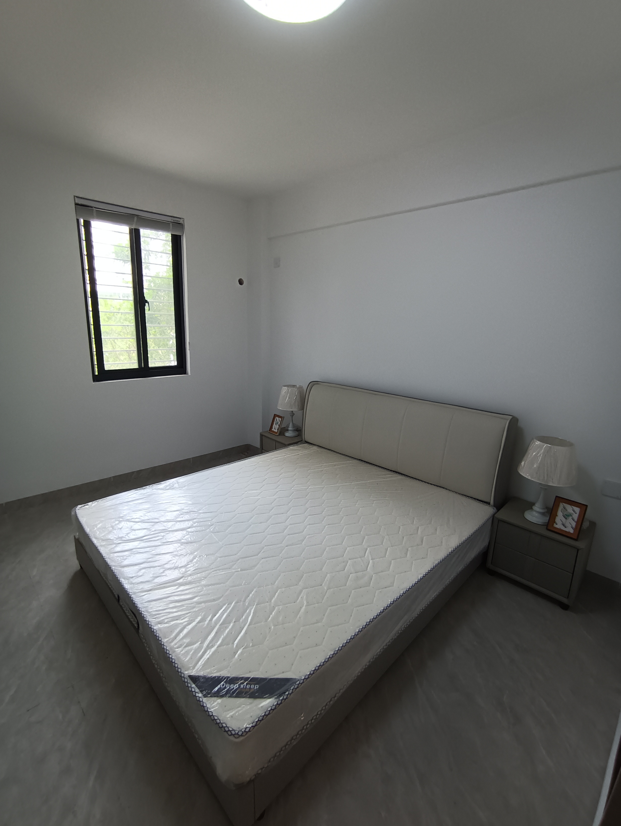 金竹园 5室2厅2卫 133.0万 金竹园 5室2厅2卫 133.0万客厅