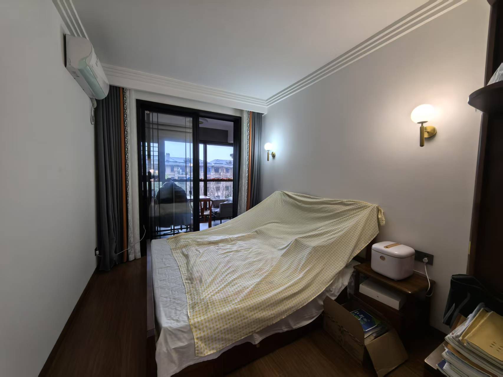 怡河园 4室2厅2卫 138.0万 怡河园 4室2厅2卫 138.0万客厅