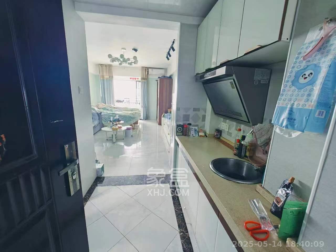 西子一间 1室0厅1卫 1800.0元/月 西子一间 1室0厅1卫 1800.0元/月室内图