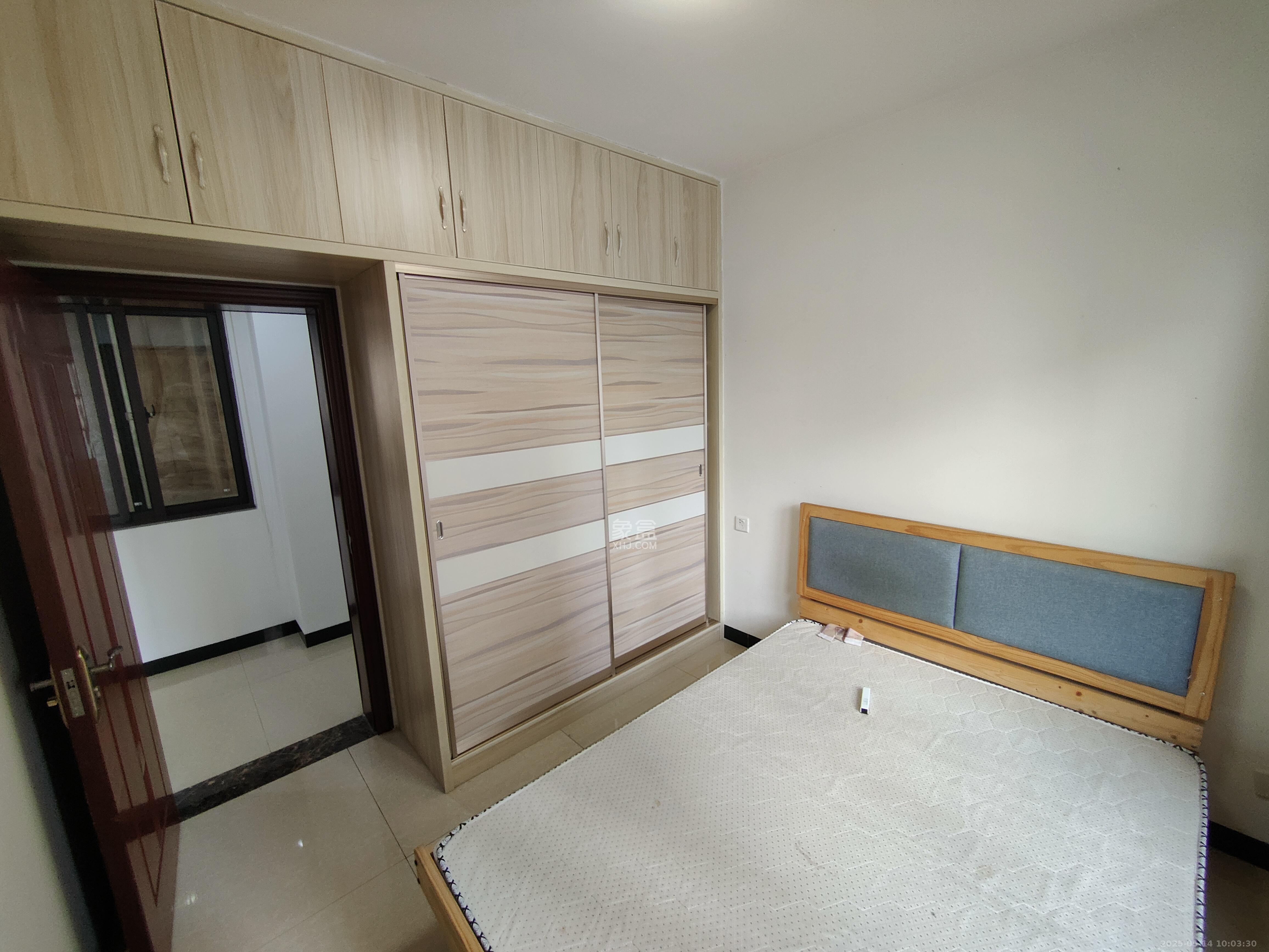 中交中央公园D1区  2室0厅0卫   2200.00元/月室内图