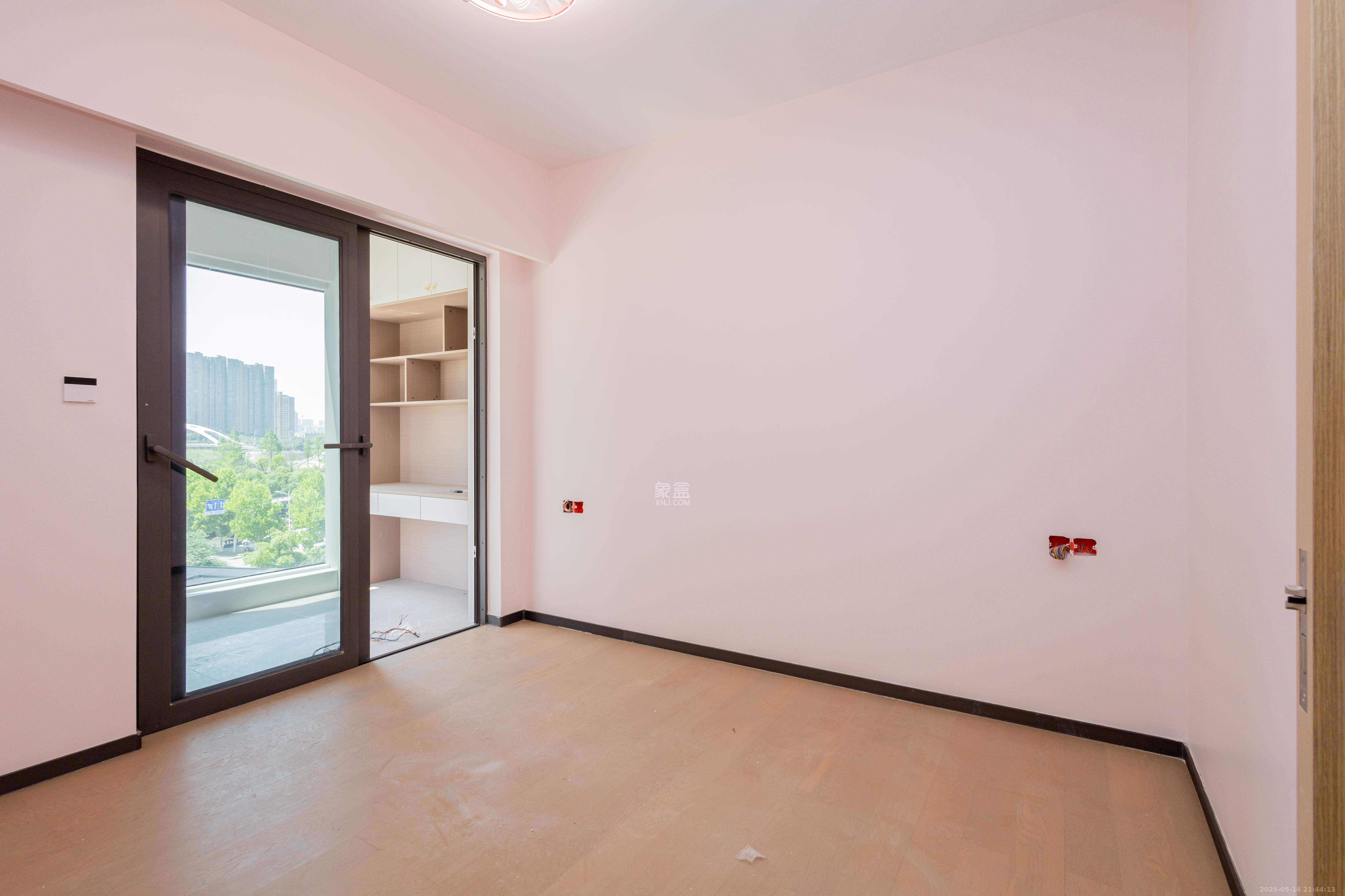 时代印记(长沙时代印记花园)  4室2厅2卫    260.0万 时代印记(长沙时代印记花园)  4室2厅2卫    260.0万卧室