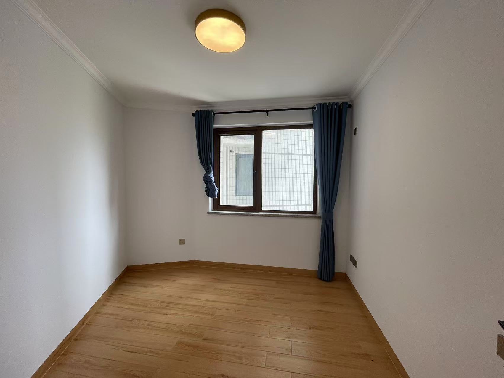 西溪里二期  3室2厅2卫    4300.0元/月 西溪里二期  3室2厅2卫    4300.0元/月室内图