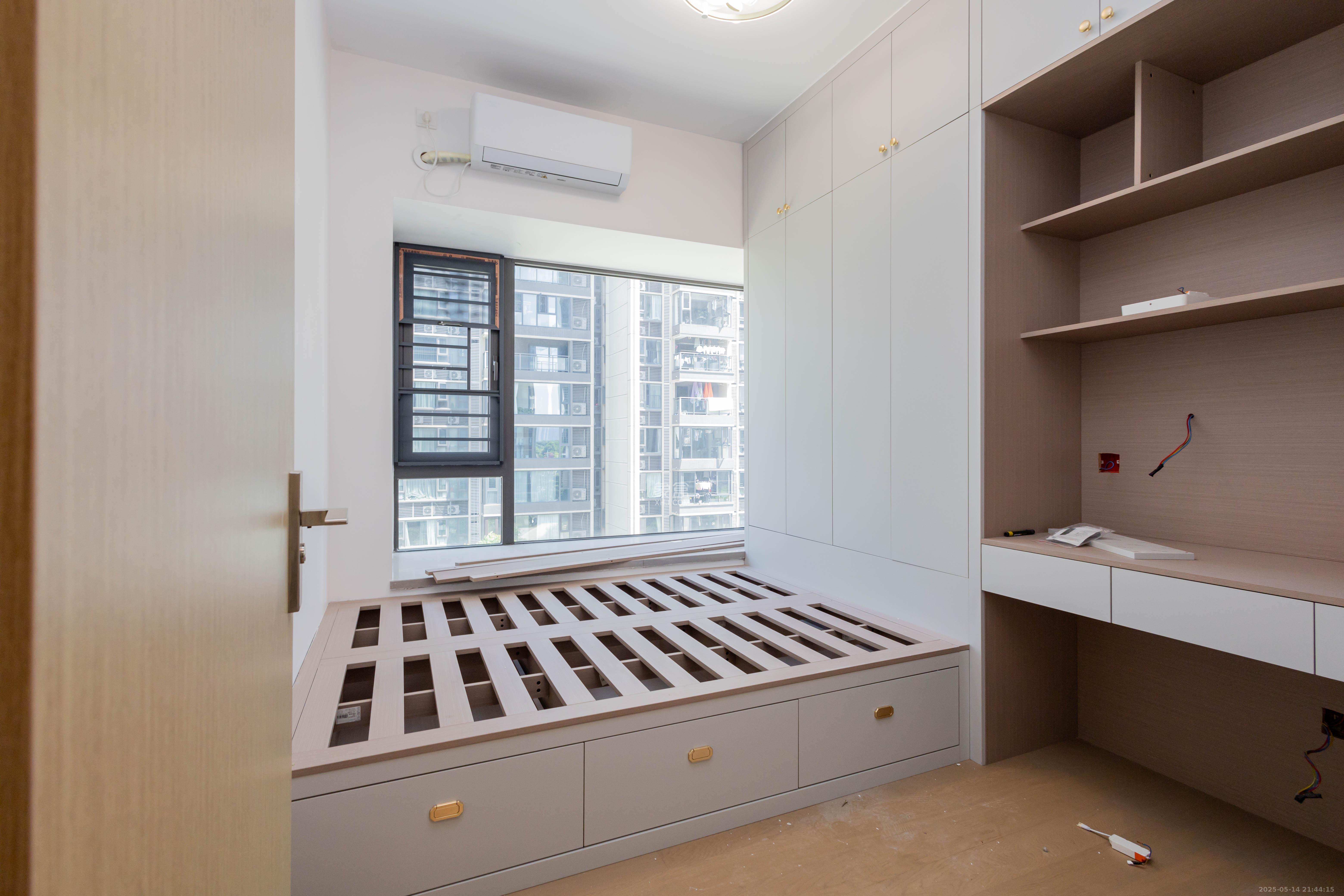 时代印记(长沙时代印记花园)  4室2厅2卫    260.0万 时代印记(长沙时代印记花园)  4室2厅2卫    260.0万卧室