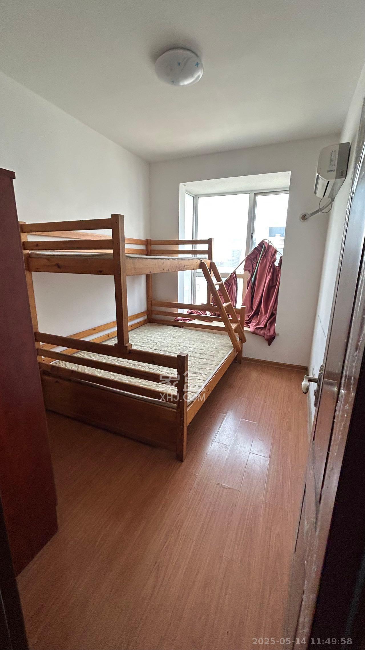 德泽苑  4室2厅2卫   2900.00元/月室内图