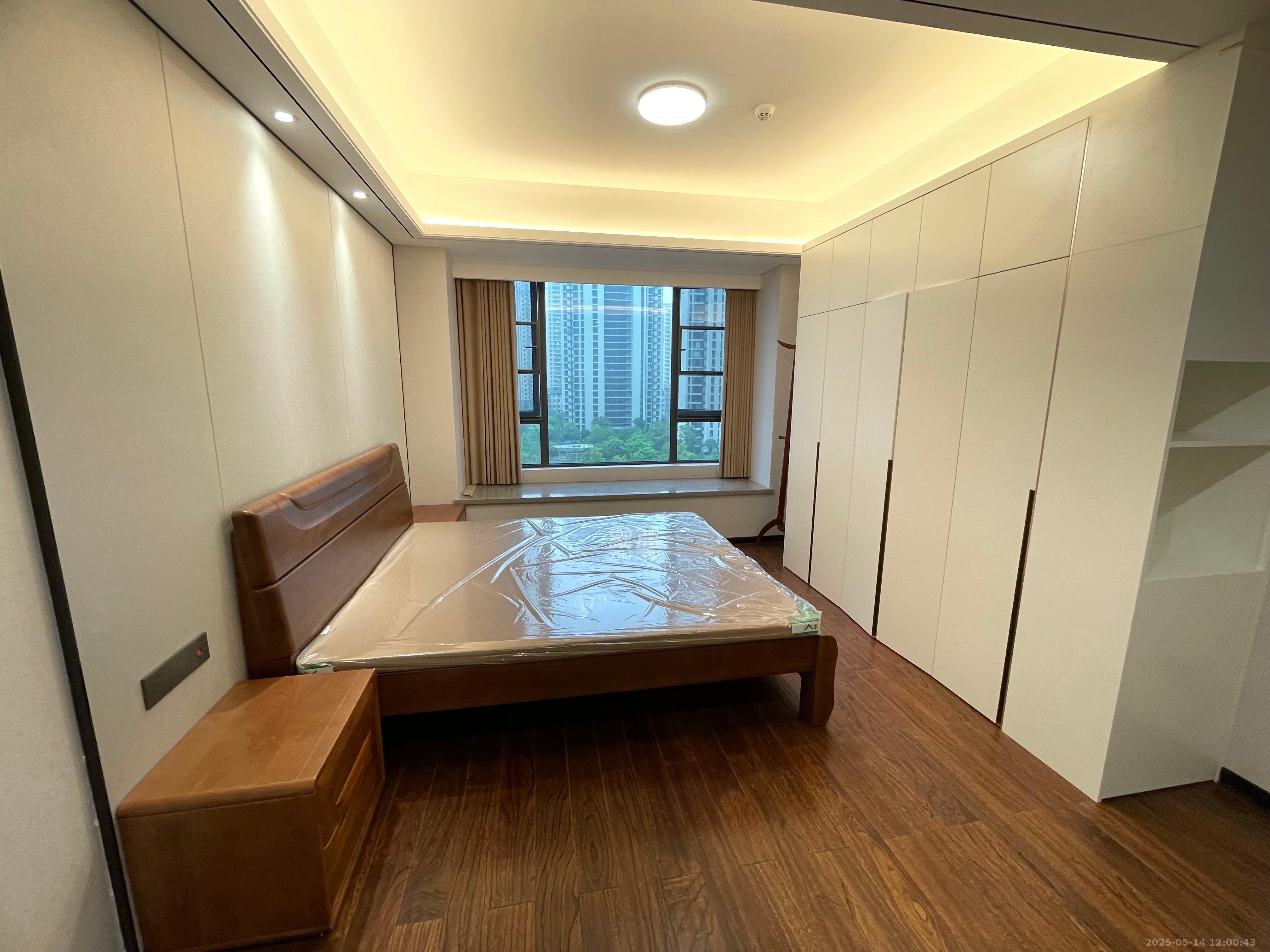 旭辉雨花郡  4室2厅3卫   9000.00元/月室内图