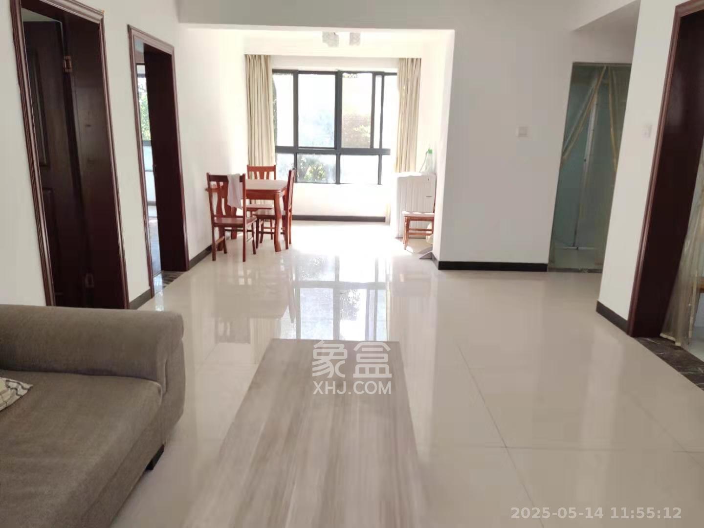 长房时代城 2室2厅1卫 2500.0元/月 长房时代城 2室2厅1卫 2500.0元/月室内图