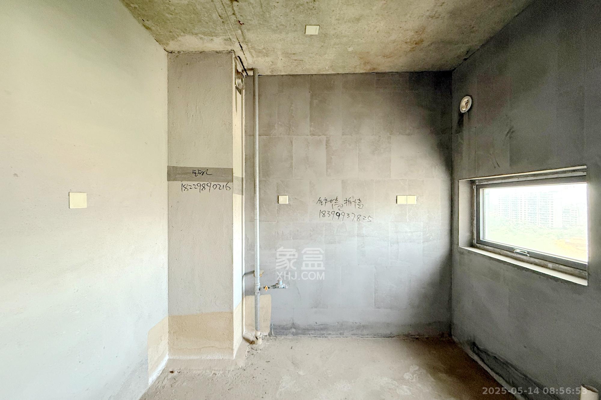 中粮鸿云 3室2厅2卫 62.6万 中粮鸿云 3室2厅2卫 62.6万厨房