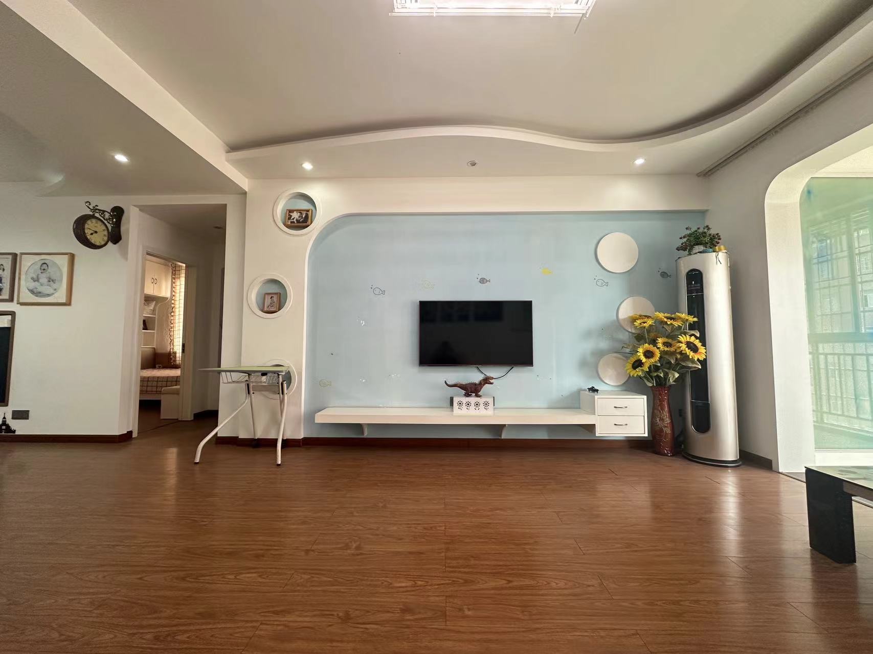 卧龙港  3室2厅2卫    54.8万 卧龙港  3室2厅2卫    54.8万室内图