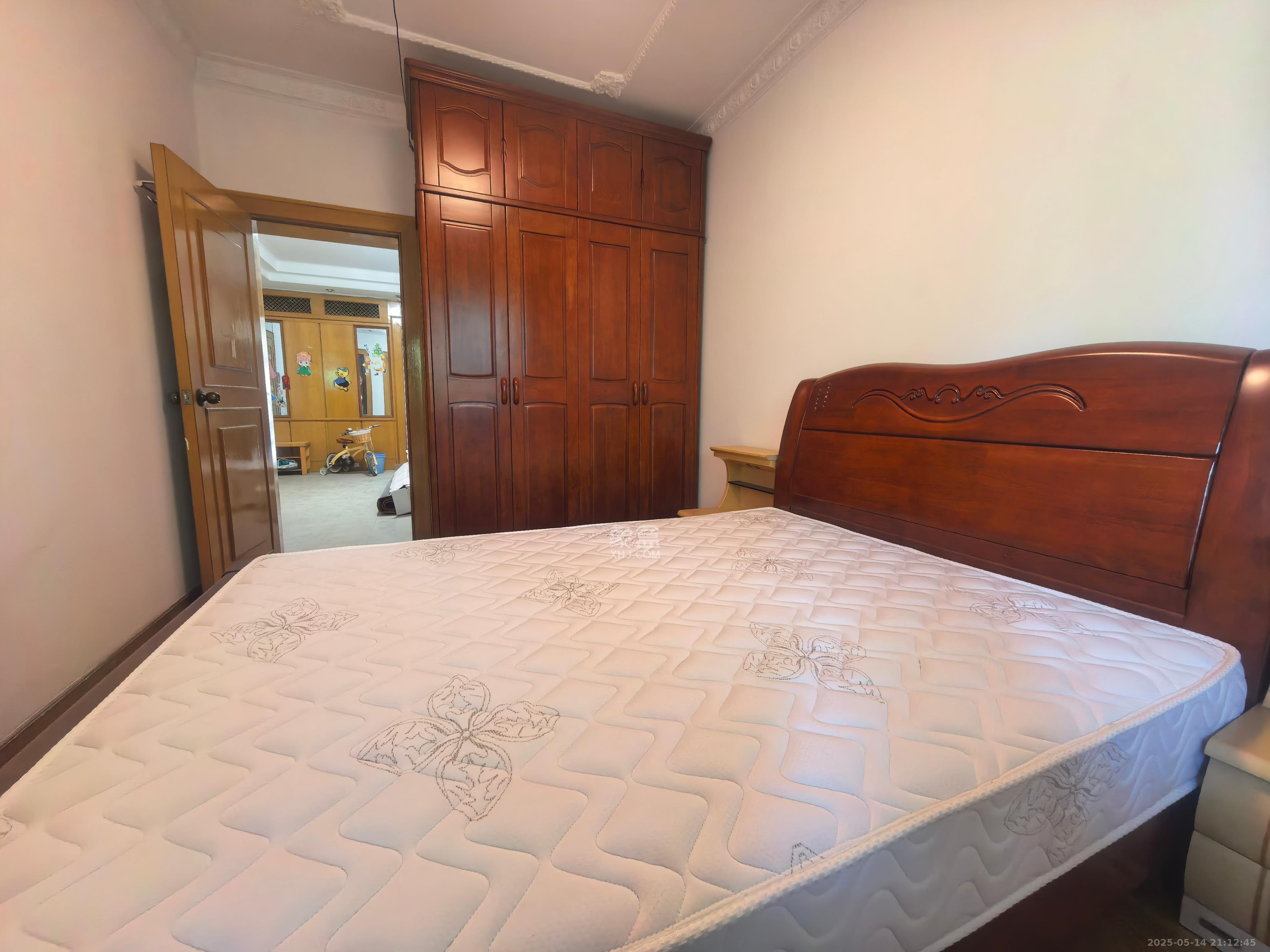 湘农桥社区 2室1厅1卫 2000.0元/月 湘农桥社区 2室1厅1卫 2000.0元/月室内图