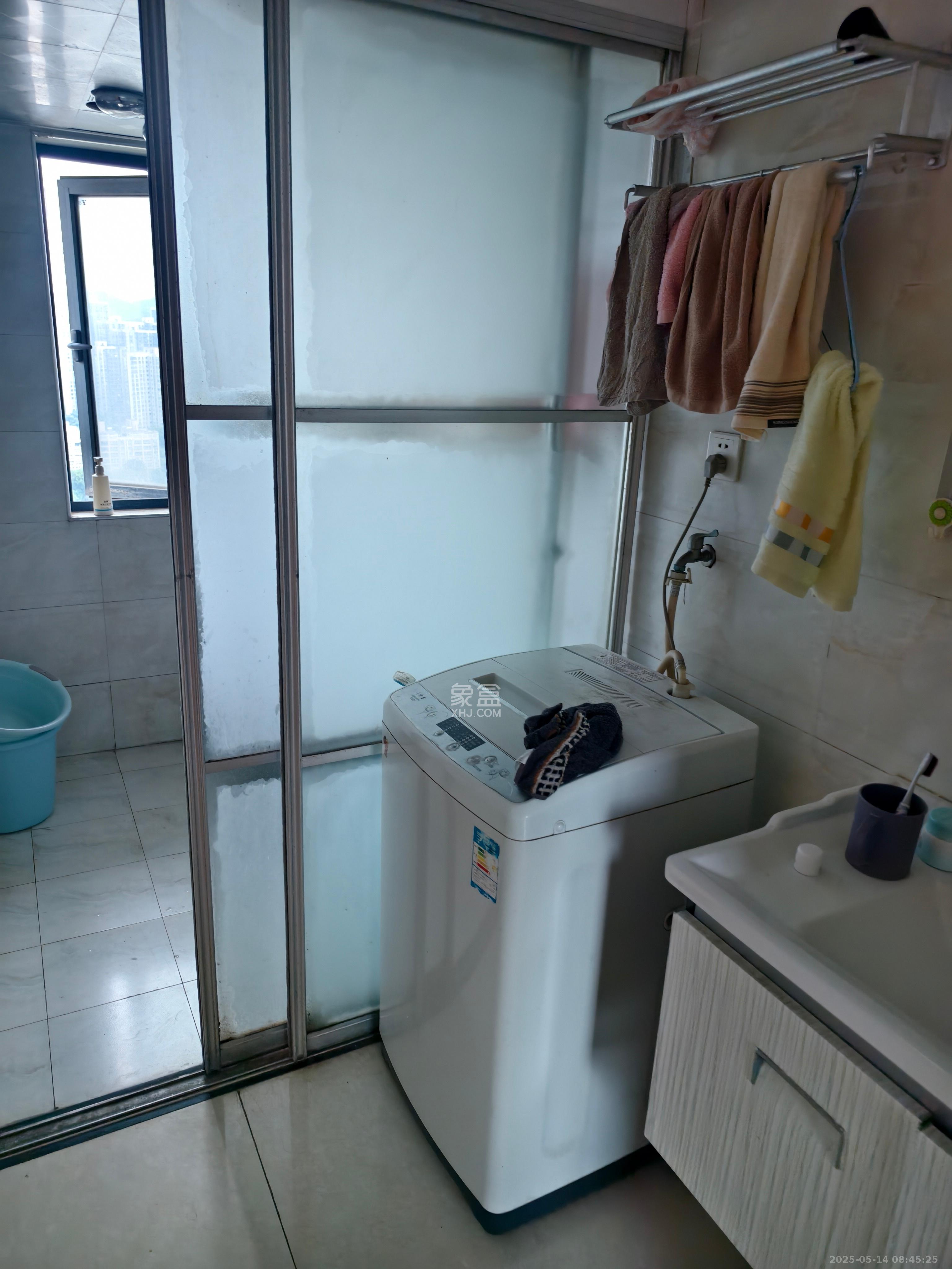 长房时代城  3室2厅1卫    2800.0元/月室内图