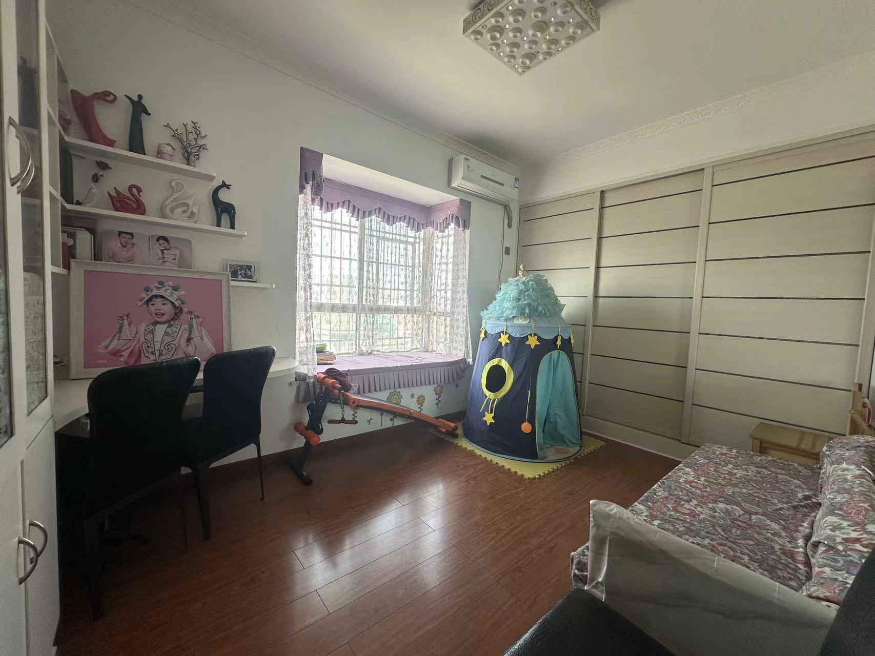 卧龙港  3室2厅2卫    54.8万 卧龙港  3室2厅2卫    54.8万室内图