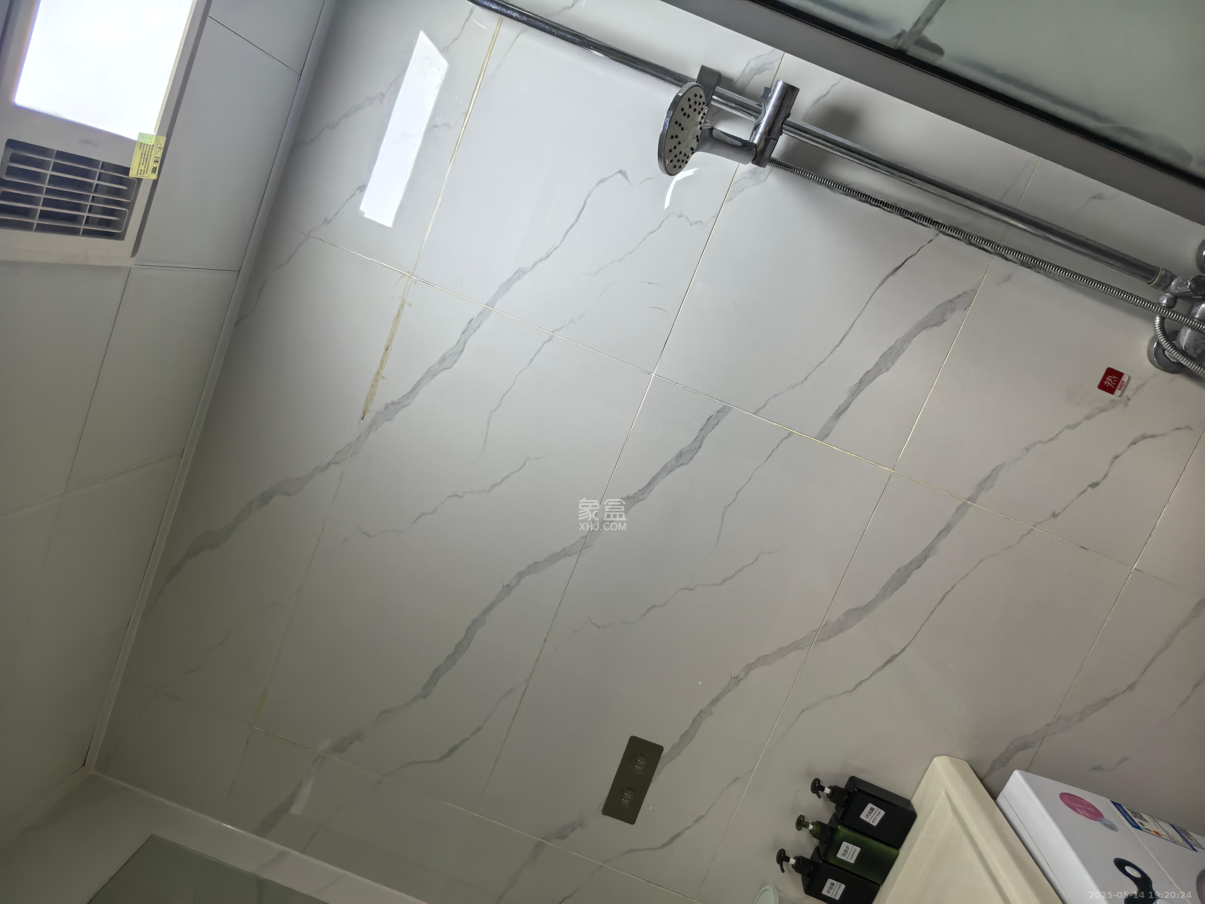 复地星光天地 1室0厅0卫 1700.0元/月 复地星光天地 1室0厅0卫 1700.0元/月室内图