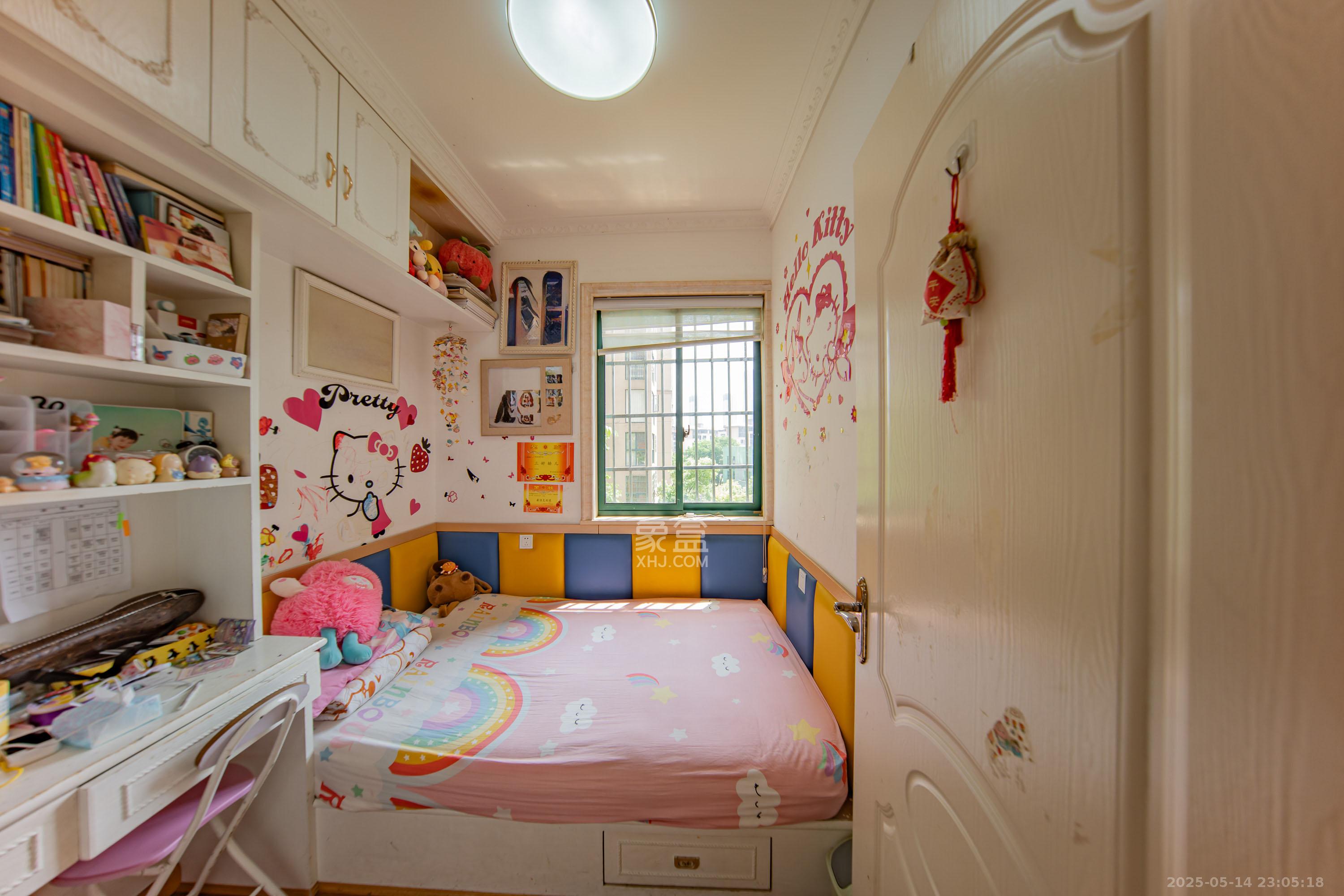 洋湖时代 3室2厅2卫 73.8万 洋湖时代 3室2厅2卫 73.8万卧室