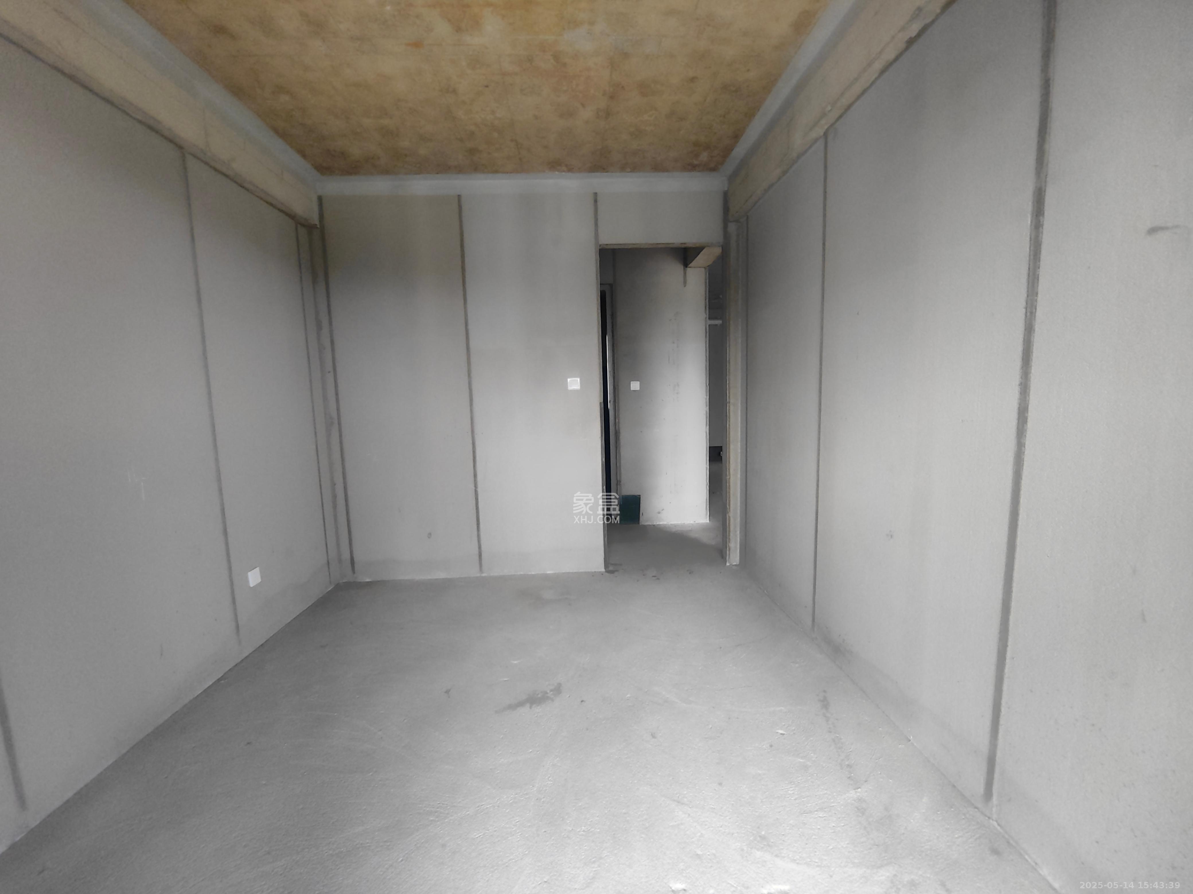 金茂长沙国际社区  3室2厅2卫    1500.0元/月 金茂长沙国际社区  3室2厅2卫    1500.0元/月室内图