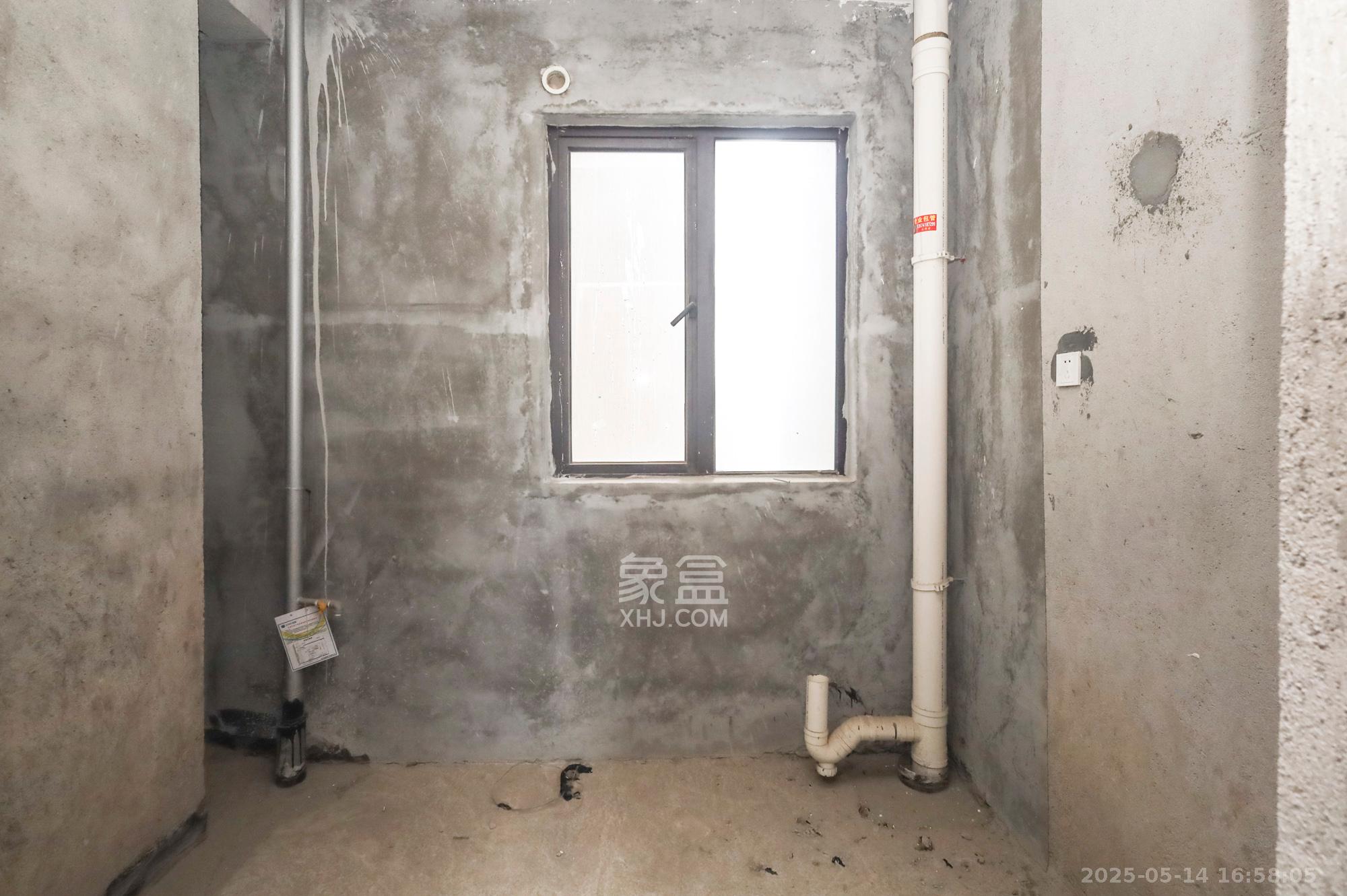 鸿邦国际城 3室2厅2卫 65.0万 鸿邦国际城 3室2厅2卫 65.0万厨房