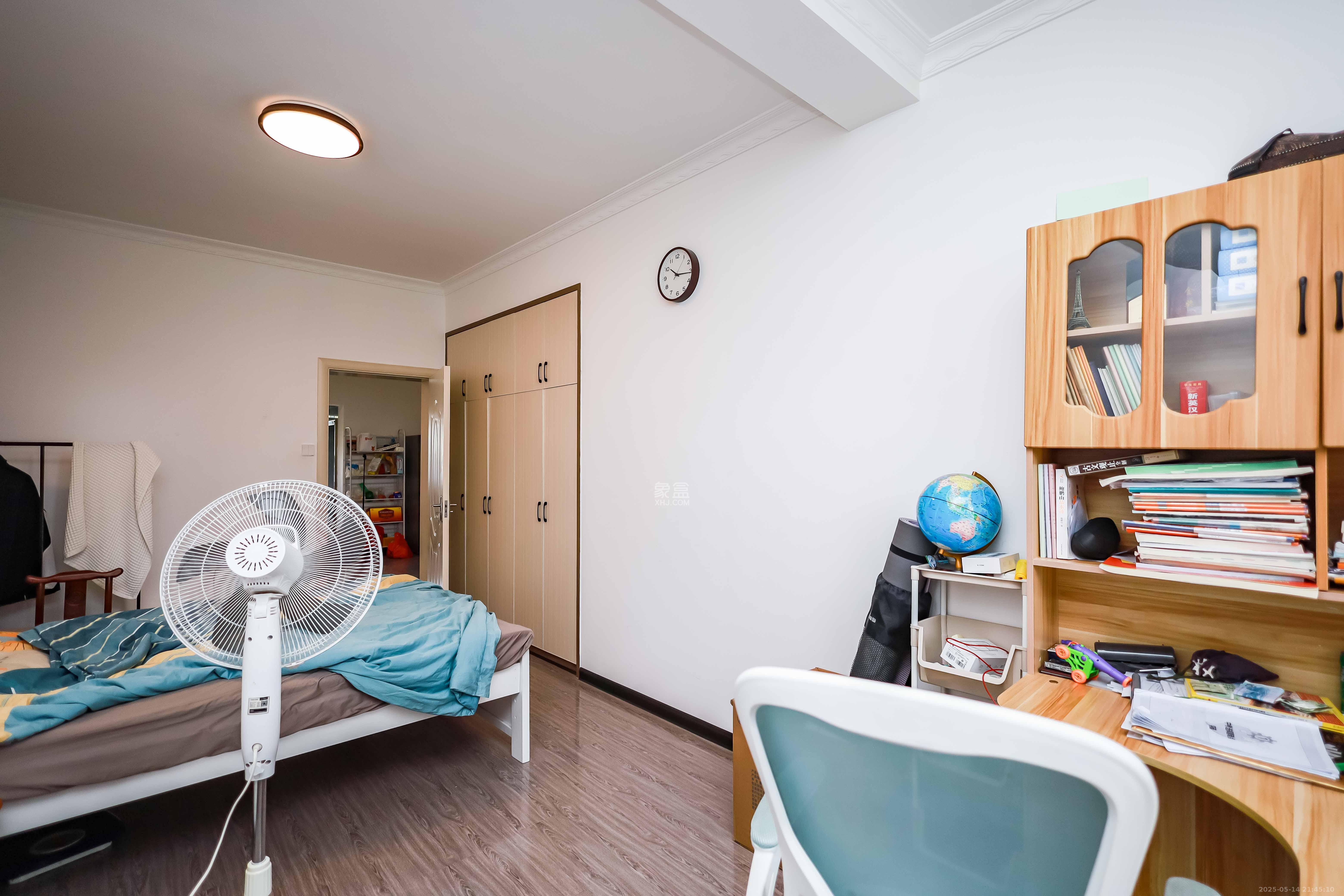 省少管所单位房 3室2厅2卫 73.8万 省少管所单位房 3室2厅2卫 73.8万卧室