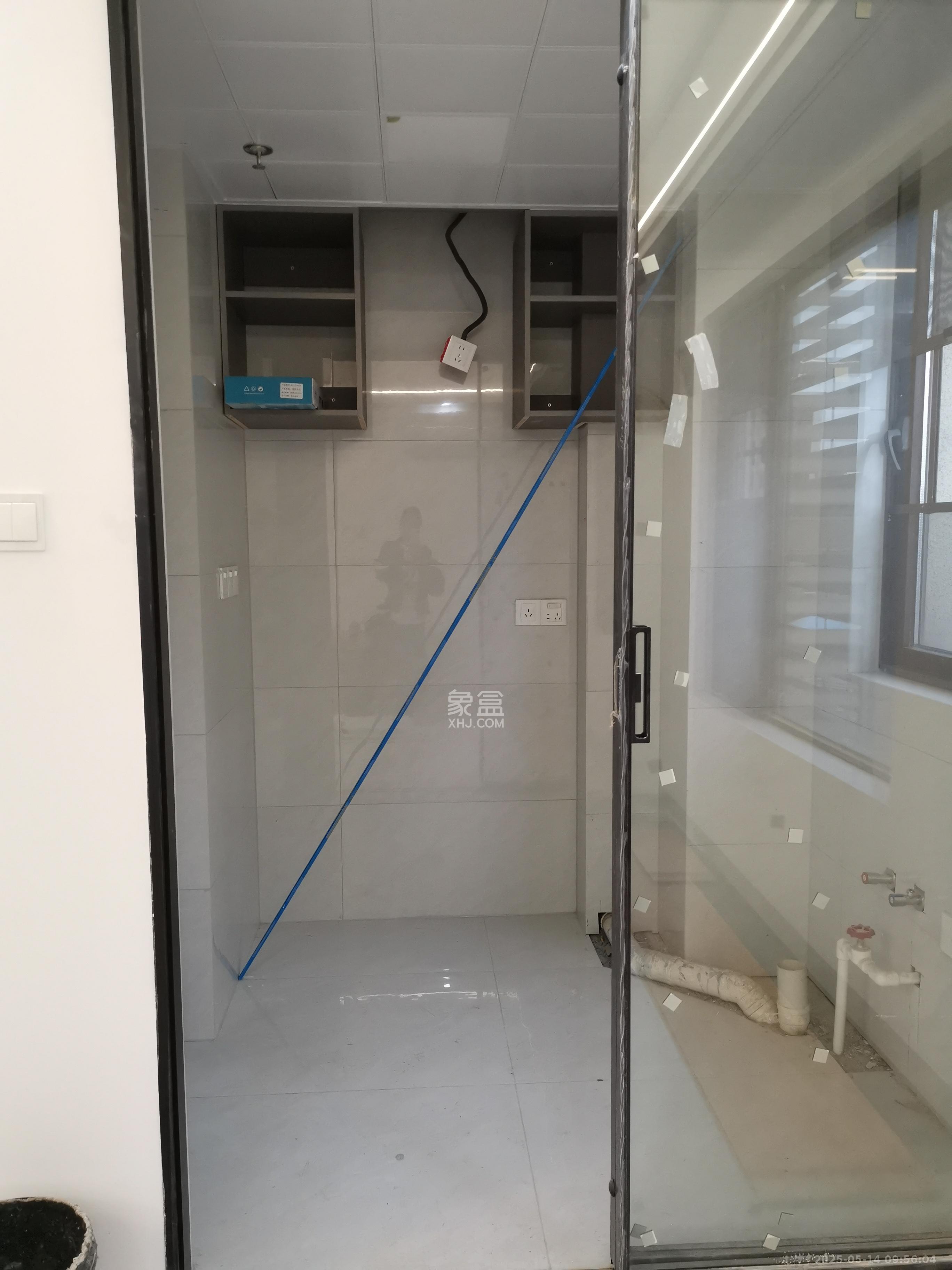 中海珑悦府  2室1厅1卫    2000.0元/月室内图