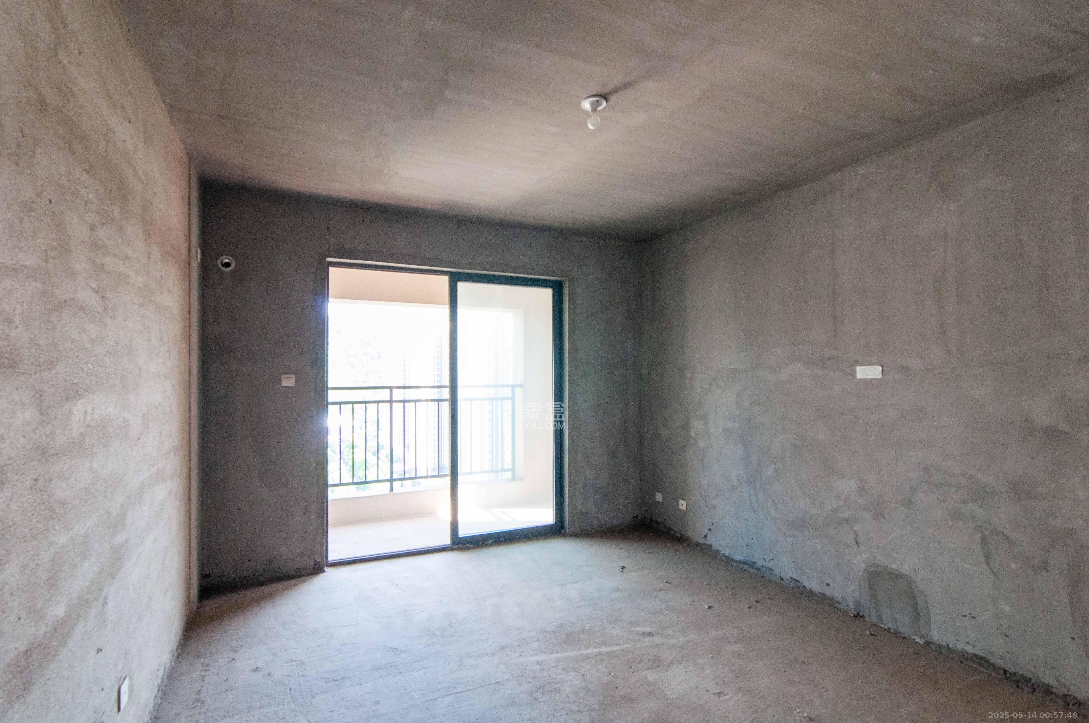 中海梅溪湖壹号 3室2厅2卫 178.0万 中海梅溪湖壹号 3室2厅2卫 178.0万其他