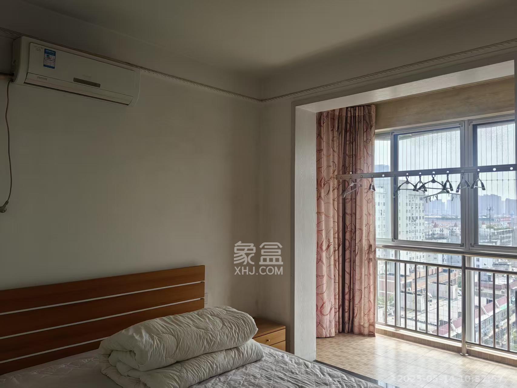 荷花园电信宿舍(天辰荷花苑) 3室2厅2卫 3600.0元/月 荷花园电信宿舍(天辰荷花苑) 3室2厅2卫 3600.0元/月室内图