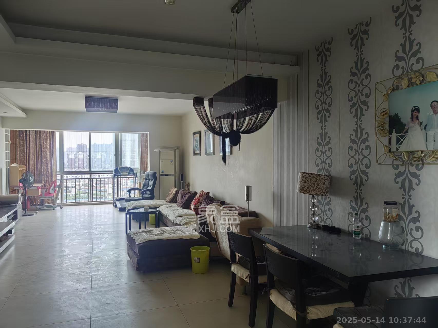 荷花园电信宿舍(天辰荷花苑) 3室2厅2卫 3600.0元/月 荷花园电信宿舍(天辰荷花苑) 3室2厅2卫 3600.0元/月室内图